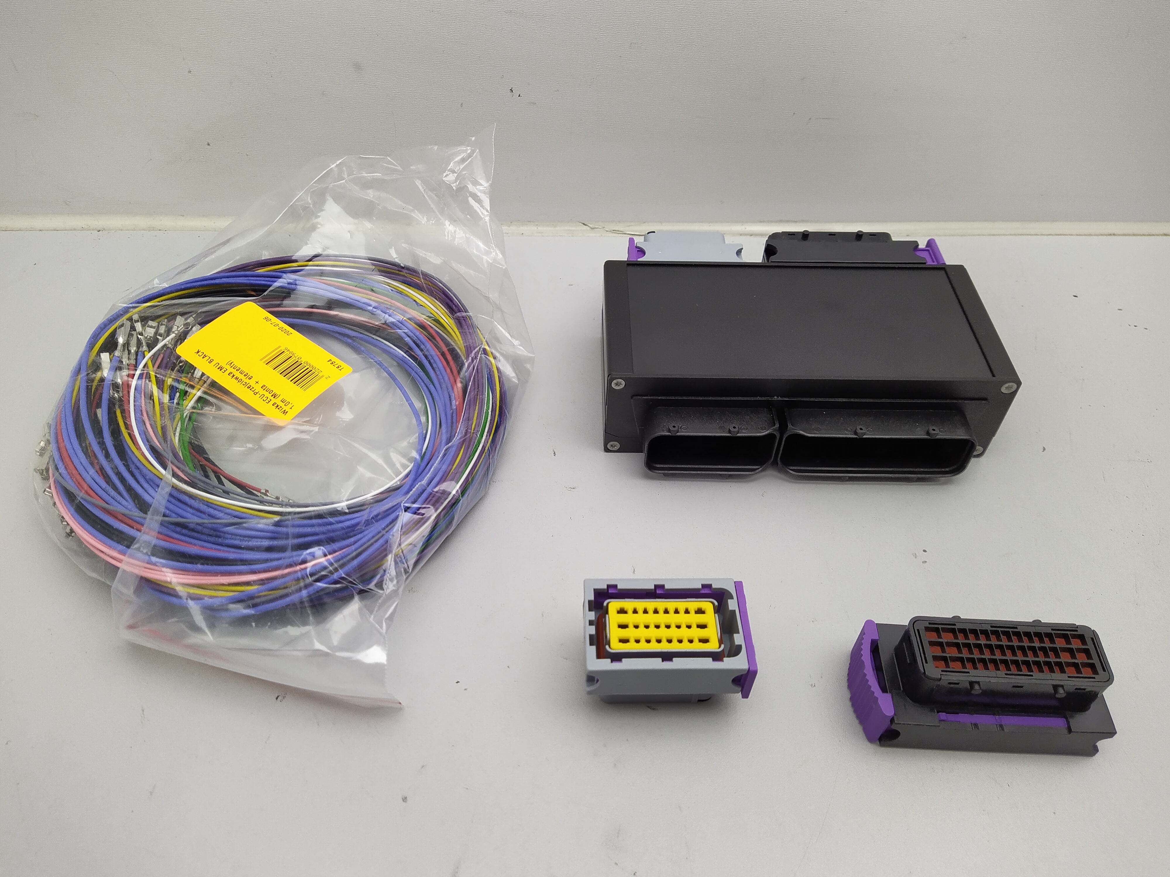 AUDI S3 TT LEON 1.8T APY 209PS Plug&Play-​Adapter Ecumaster EMU BLACK