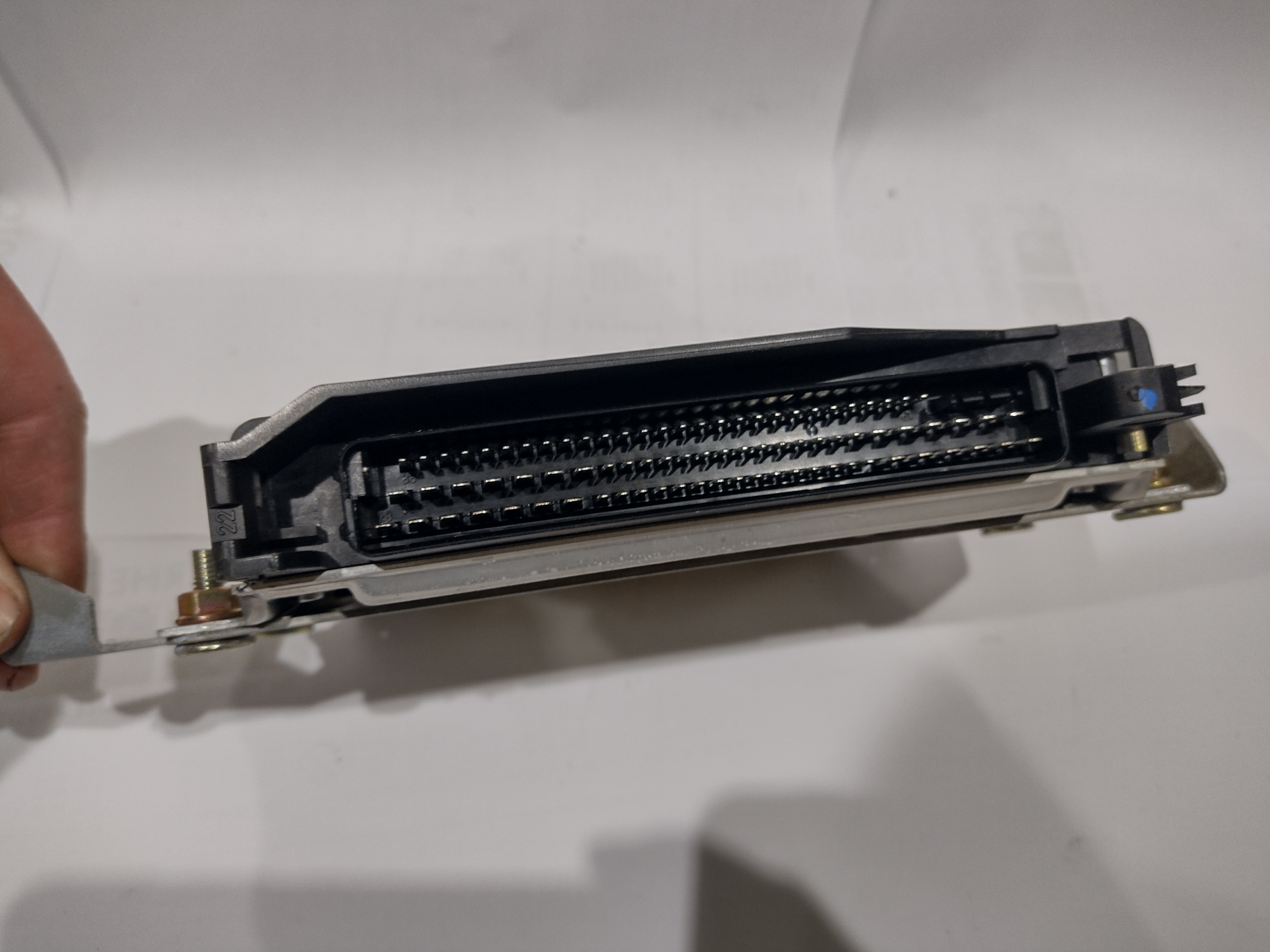 ABS Steuergerät 27526AE131 für Subaru Outback H6 Legacy BE BH