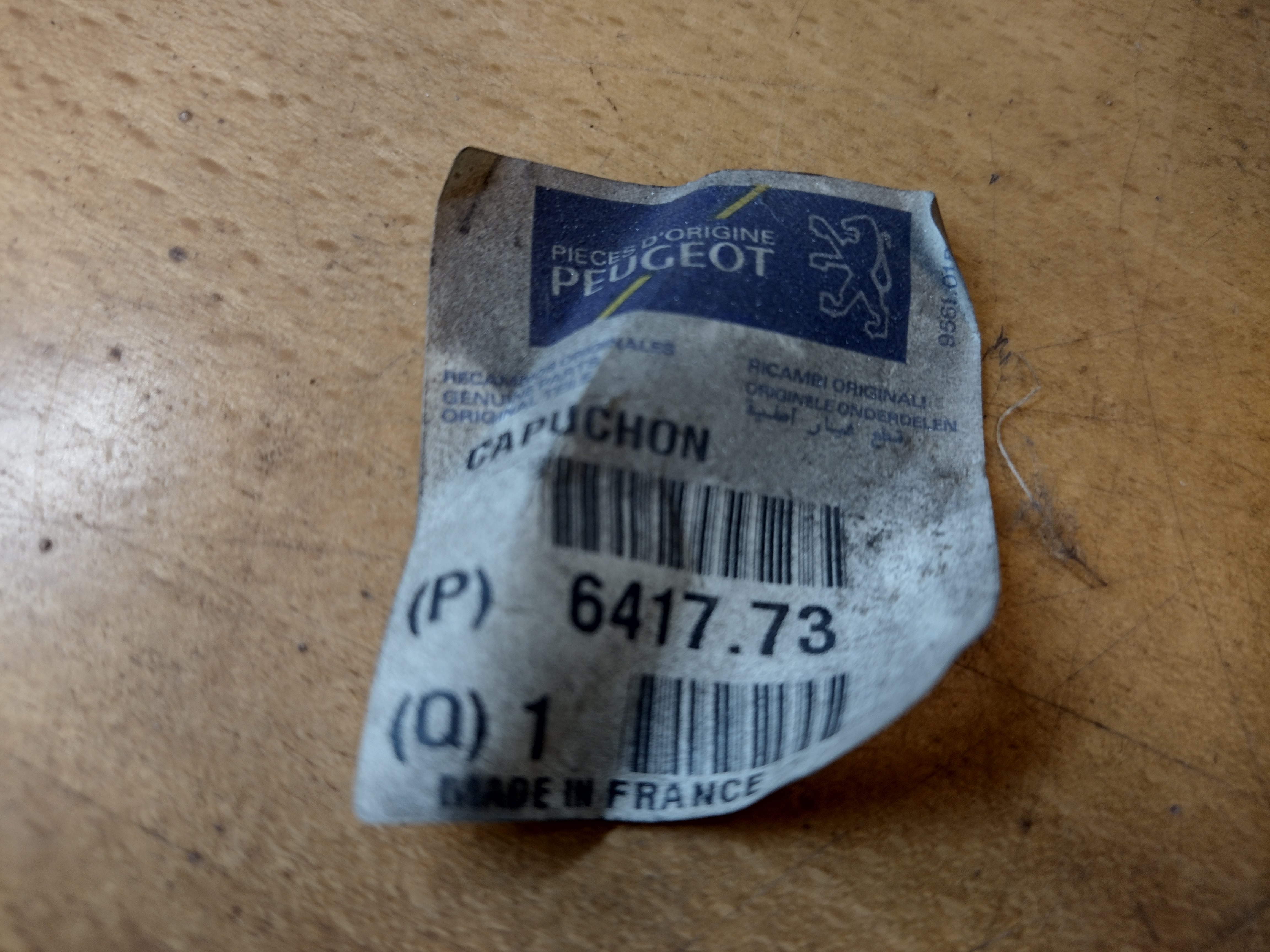 Peugeot / Citroen Kappe 641773 NEU NOS NEW OEM