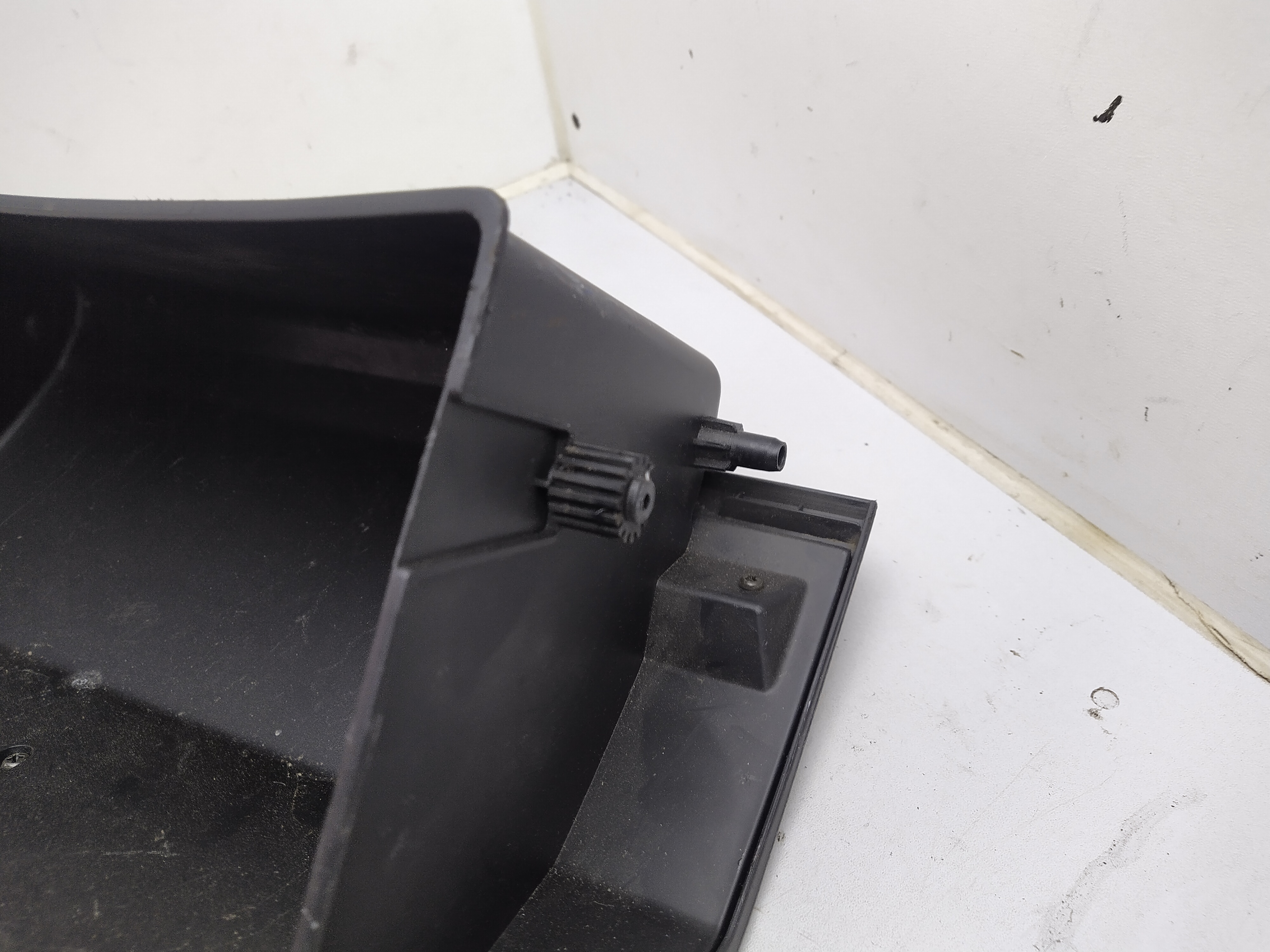 Handschuhfach von Subaru Impreza  GD GG 2003