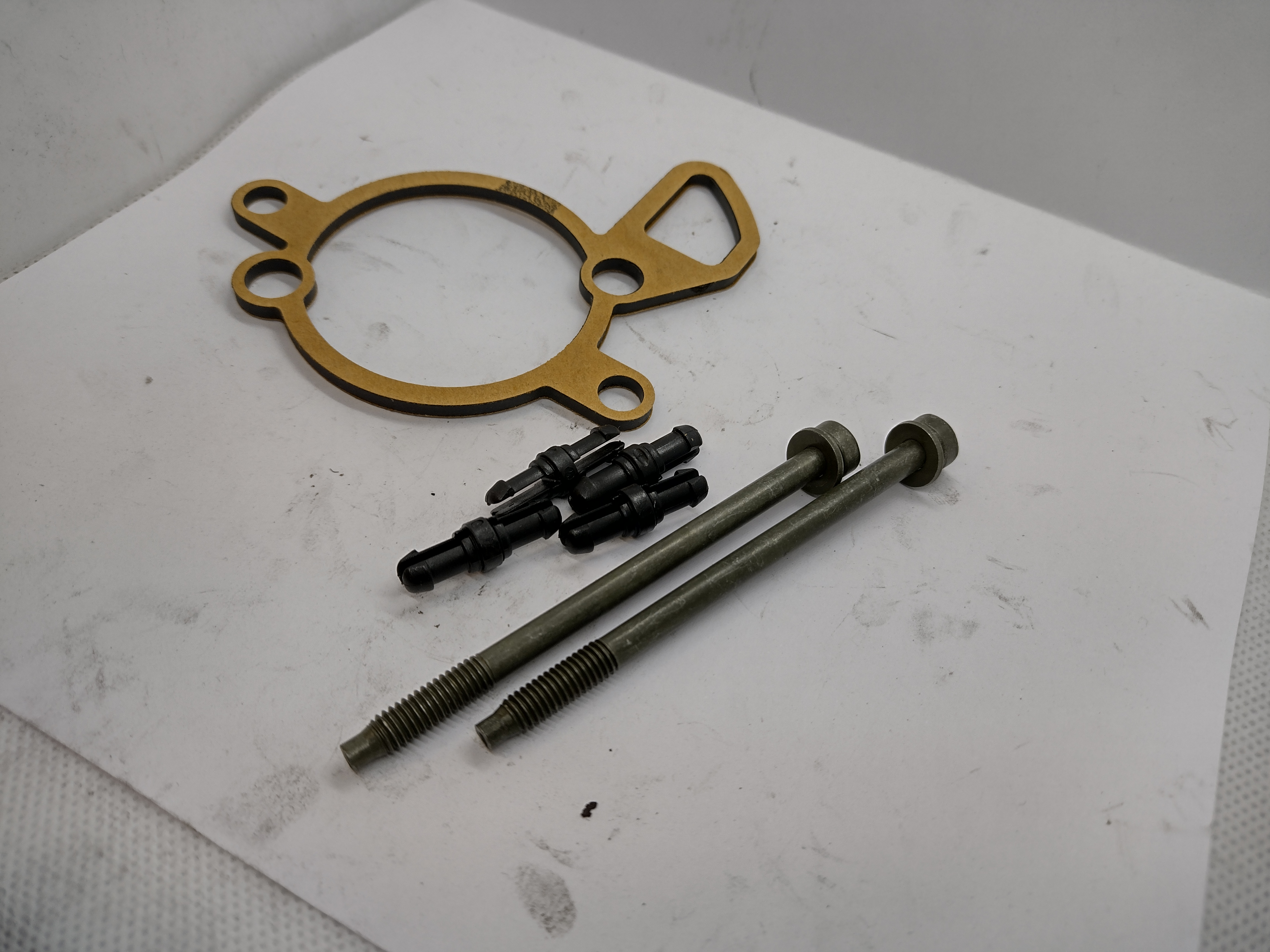 Peugeot / Citroen Befestigungs Satz 1920Q9 NEU NOS NEW OEM
