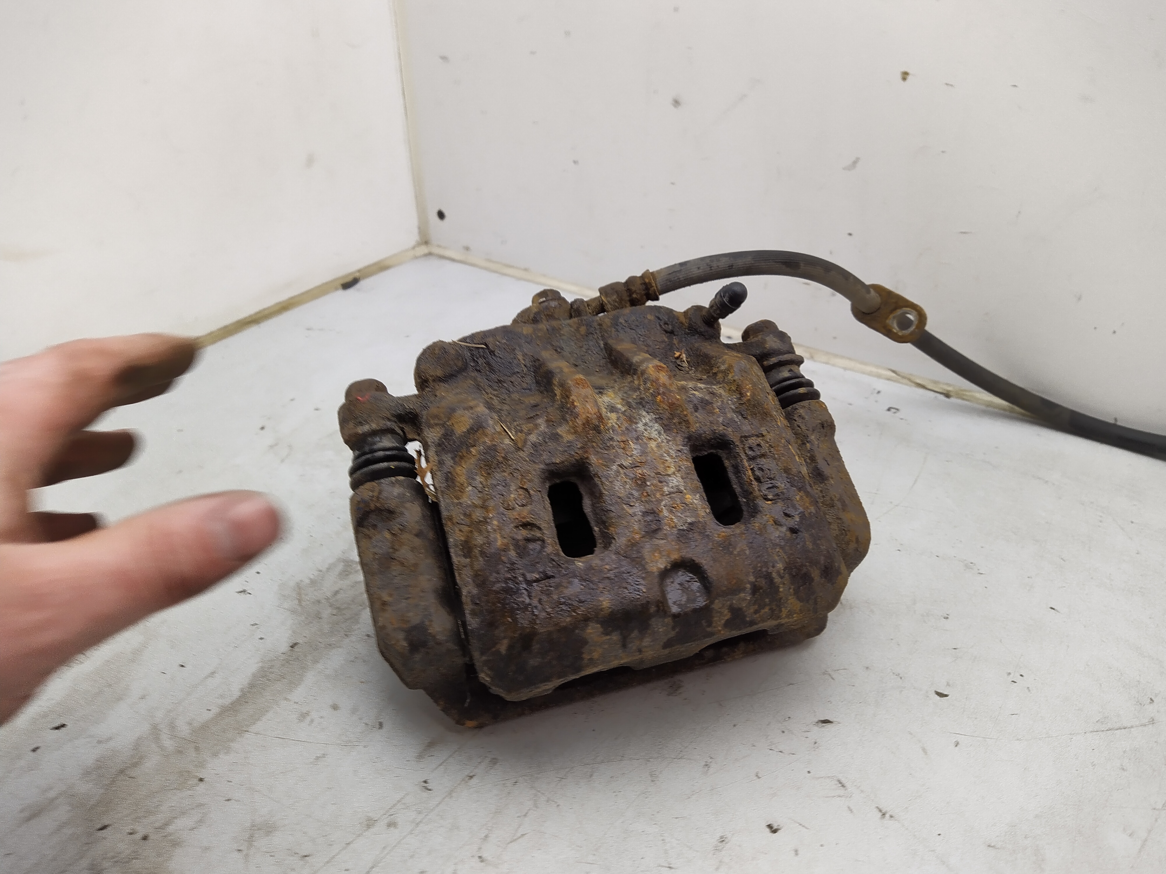 Bremssattel mit Halter vorne rechts von Impreza 2 GD GG Newage