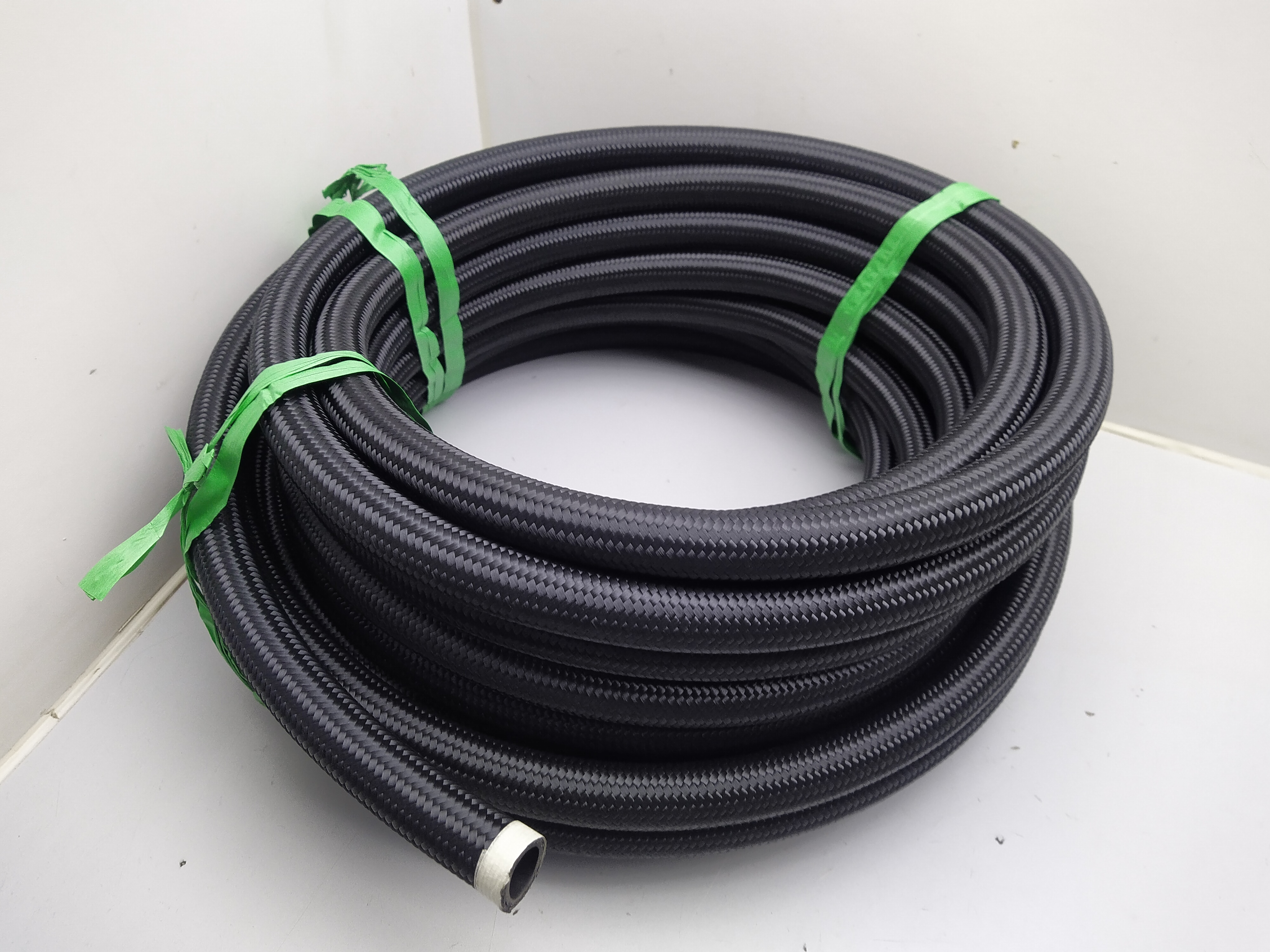 NBR Nylon Stahlflexleitung Dash 12 AN12 schwarz