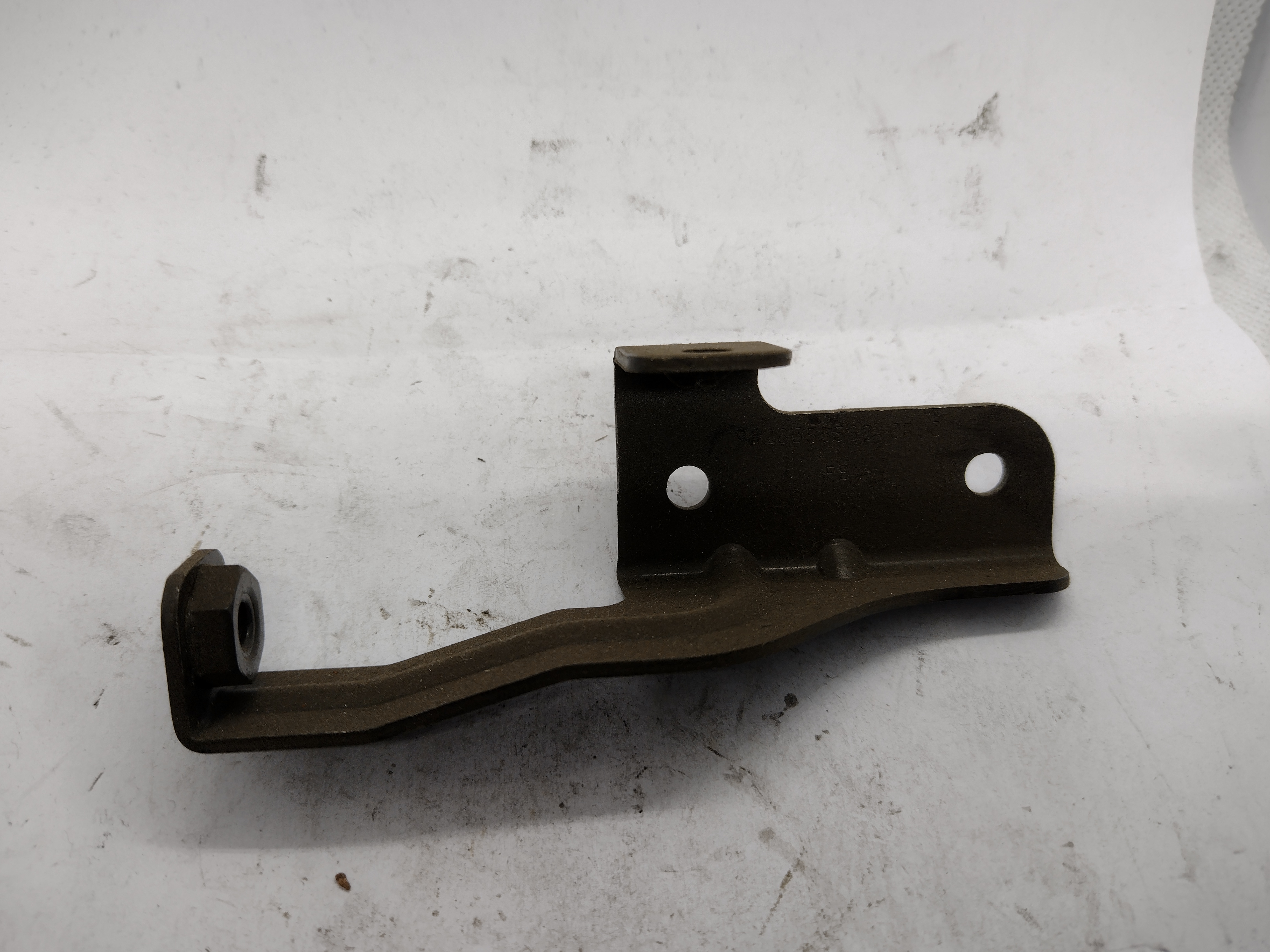 Peugeot / Citroen 1426Z9 Halter NEU NOS NEW