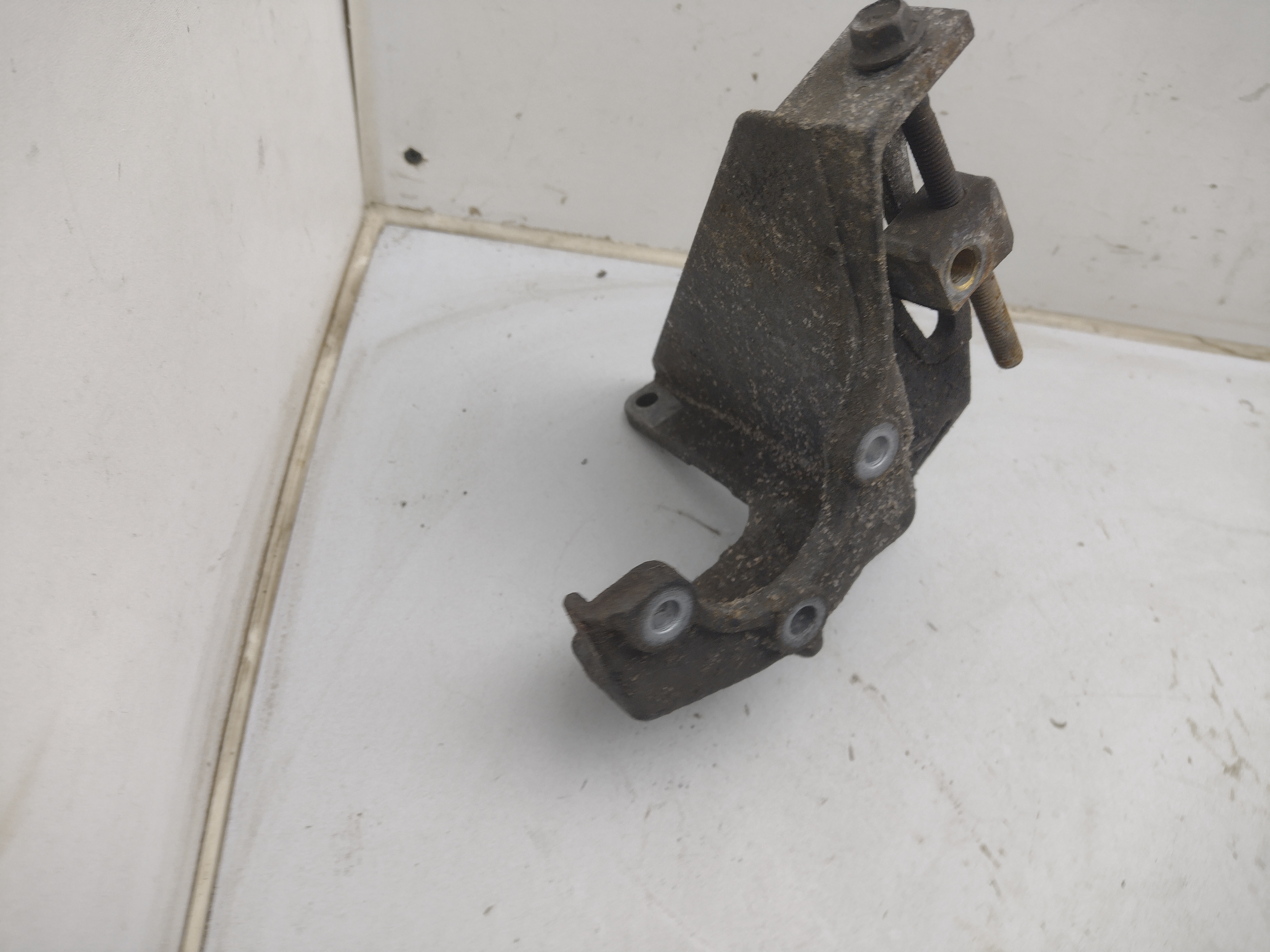 Keilriememspanner Servopumpenhalter Subaru Impreza GD GG Newage Bugeye 