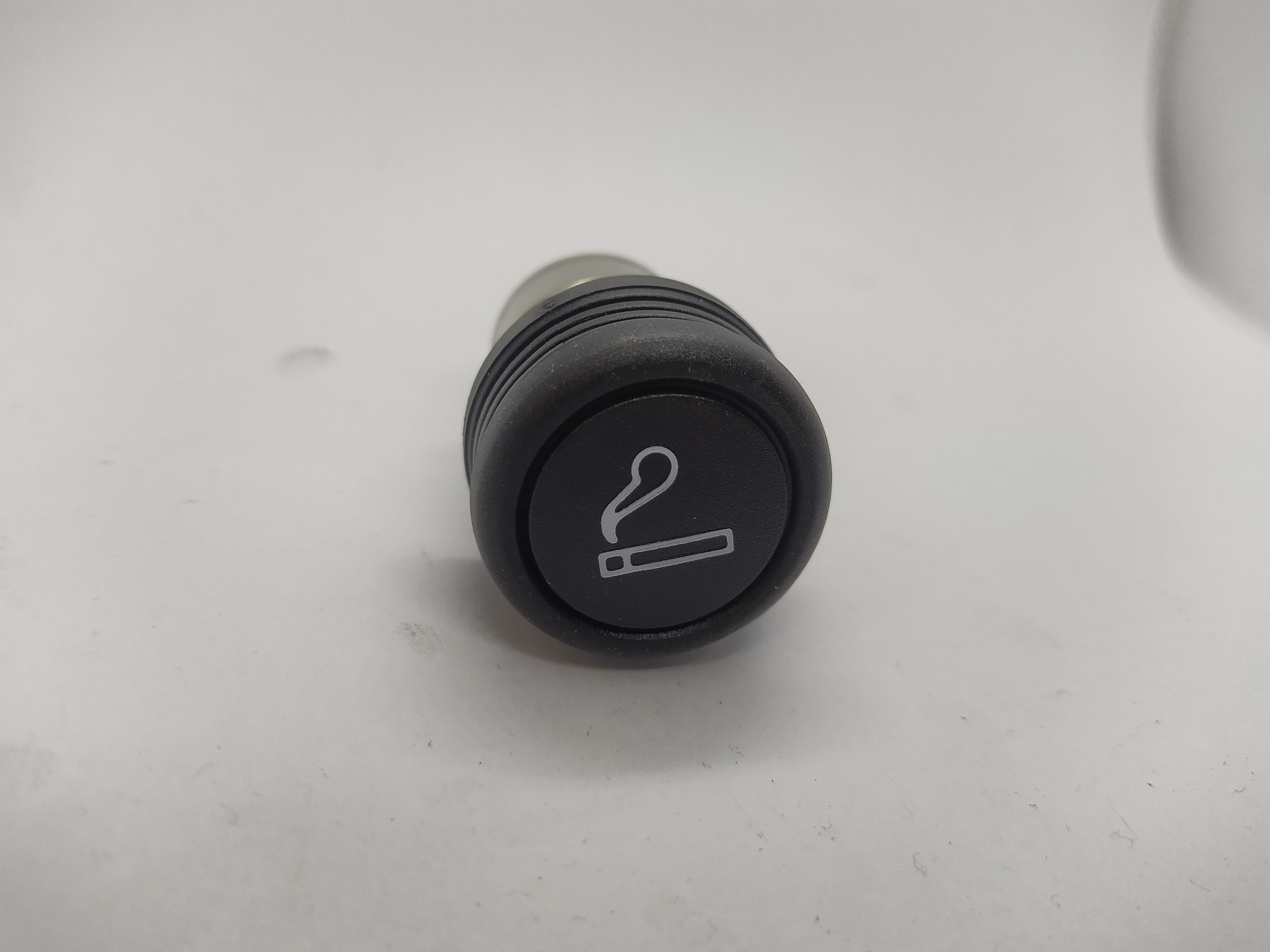 Original Citroen / Peugeot ZIGARRENANZÜNDER 822770 NEU NOS