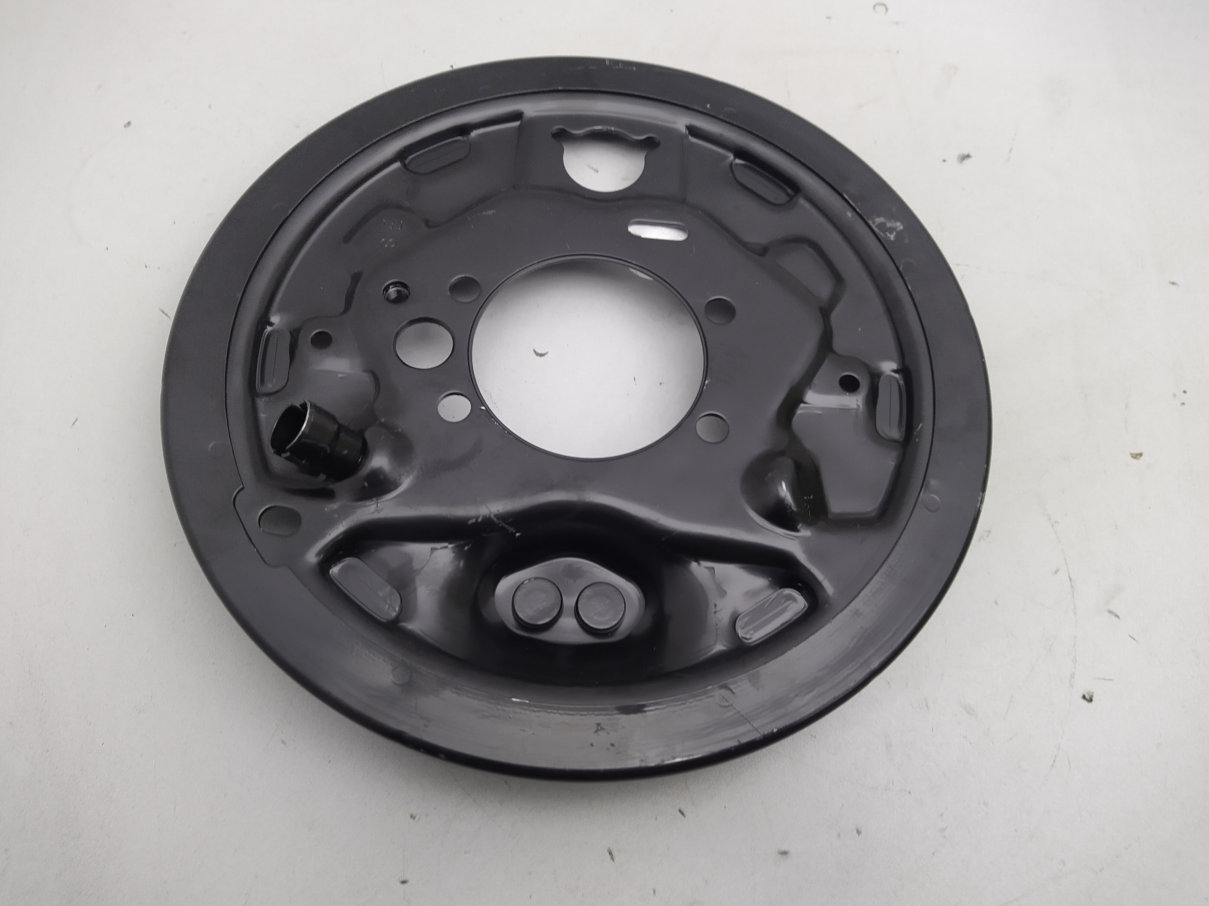 Ankerblech hinten rechts Subaru Forester SF SG 97-07 Impreza Trommelbremse