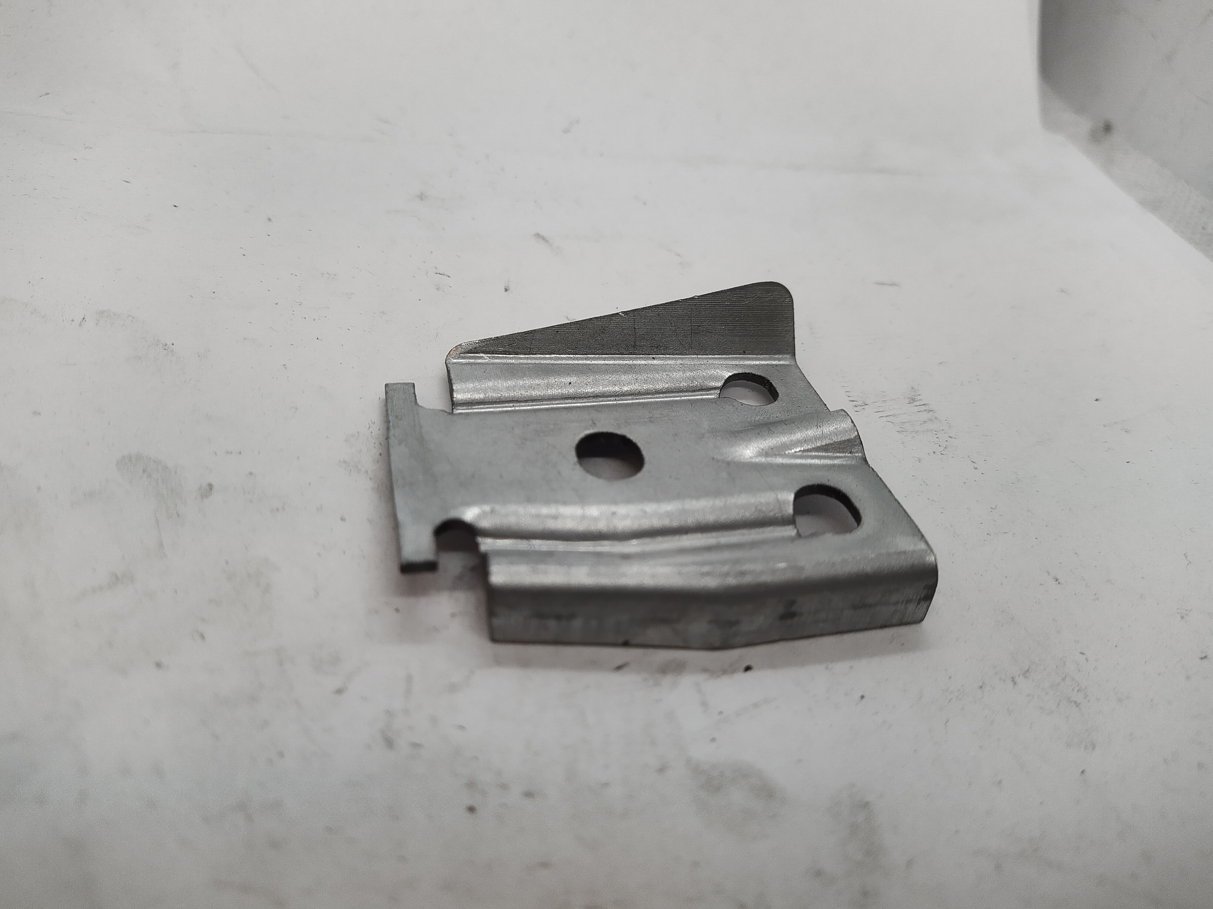  Citroen / Peugeot 761548 HALTESTEG NEU NOS