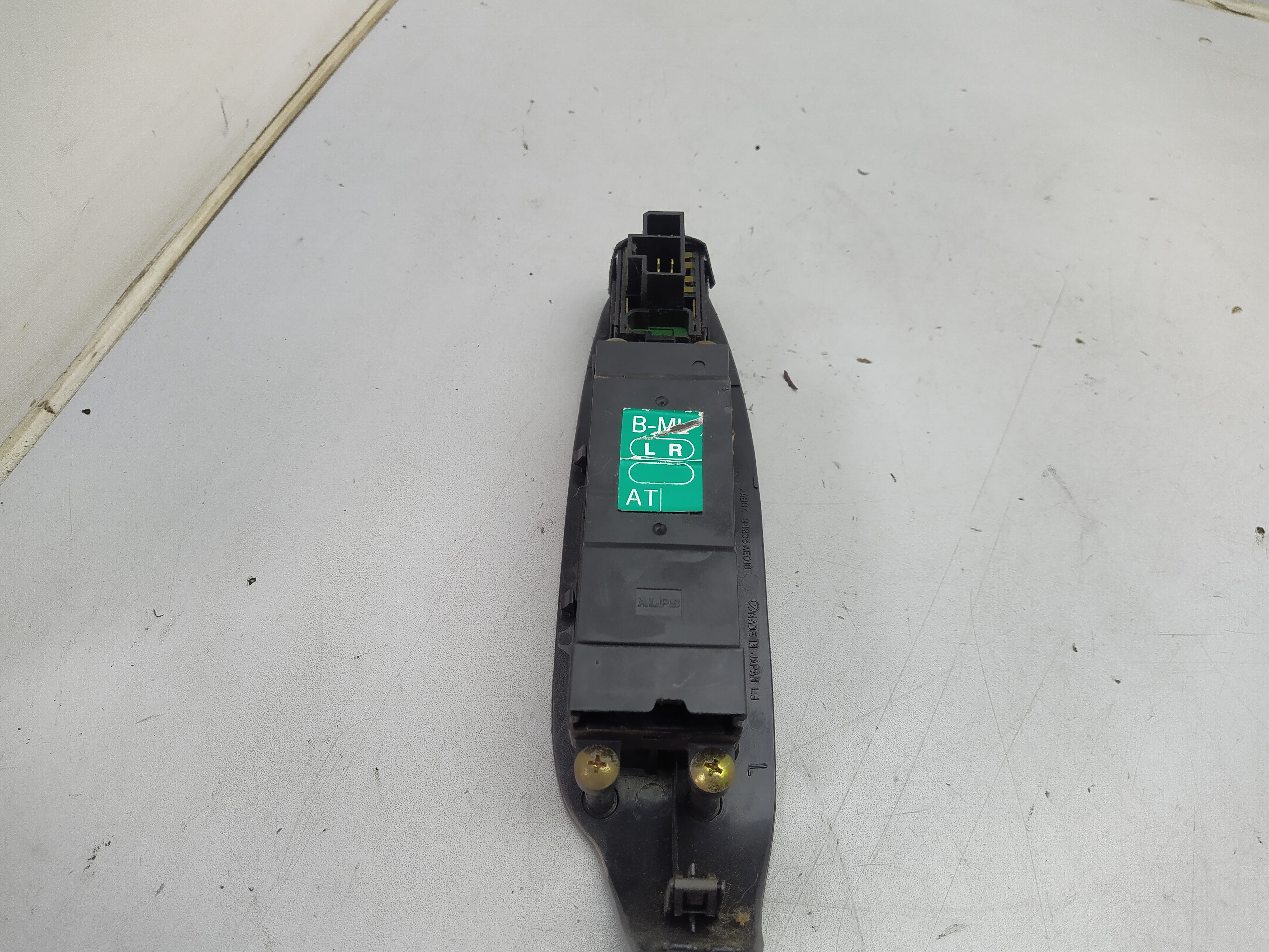 Schaltereinheit für Fensterheber von Subaru Legacy 3 BE BH  Outback 83071AE020