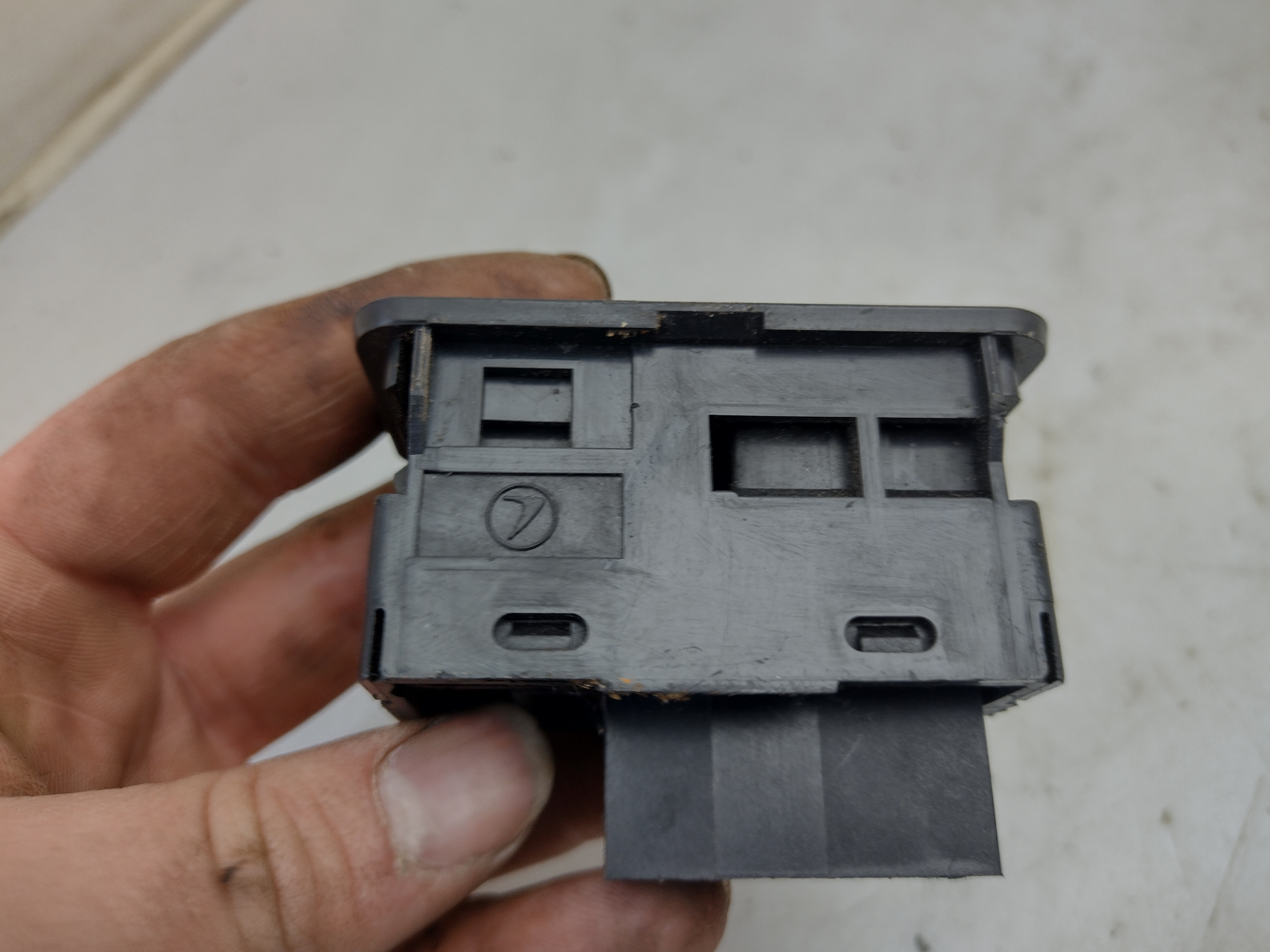 Schalter Spiegelverstellung mit Spiegelheizung Subaru Legacy 1 BC BJF
