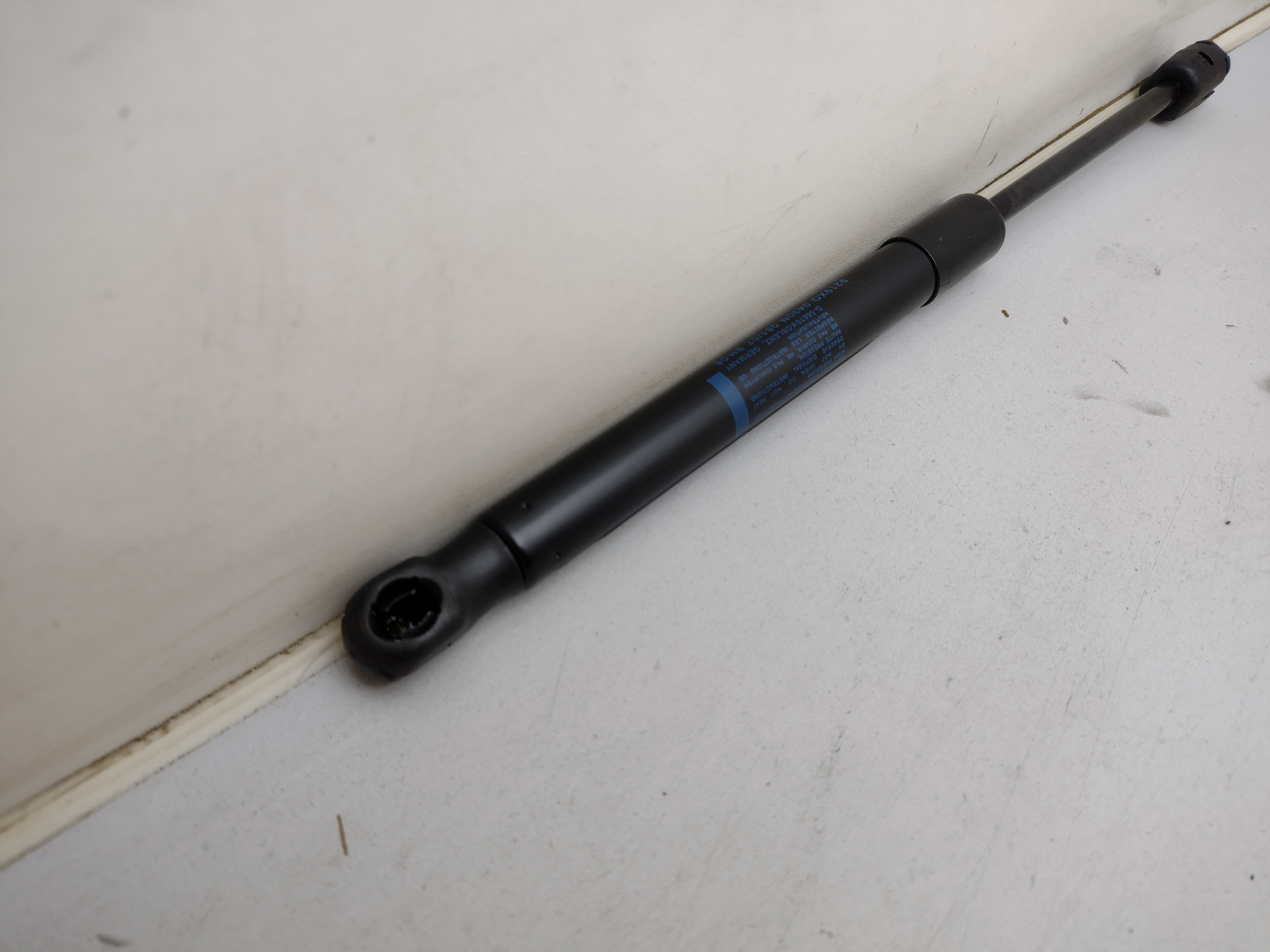 Peugeot 407 SW Gasfeder, Heckscheibe HECKKLAPPENDÄMPFER 8731K5 NOS NEW OEM