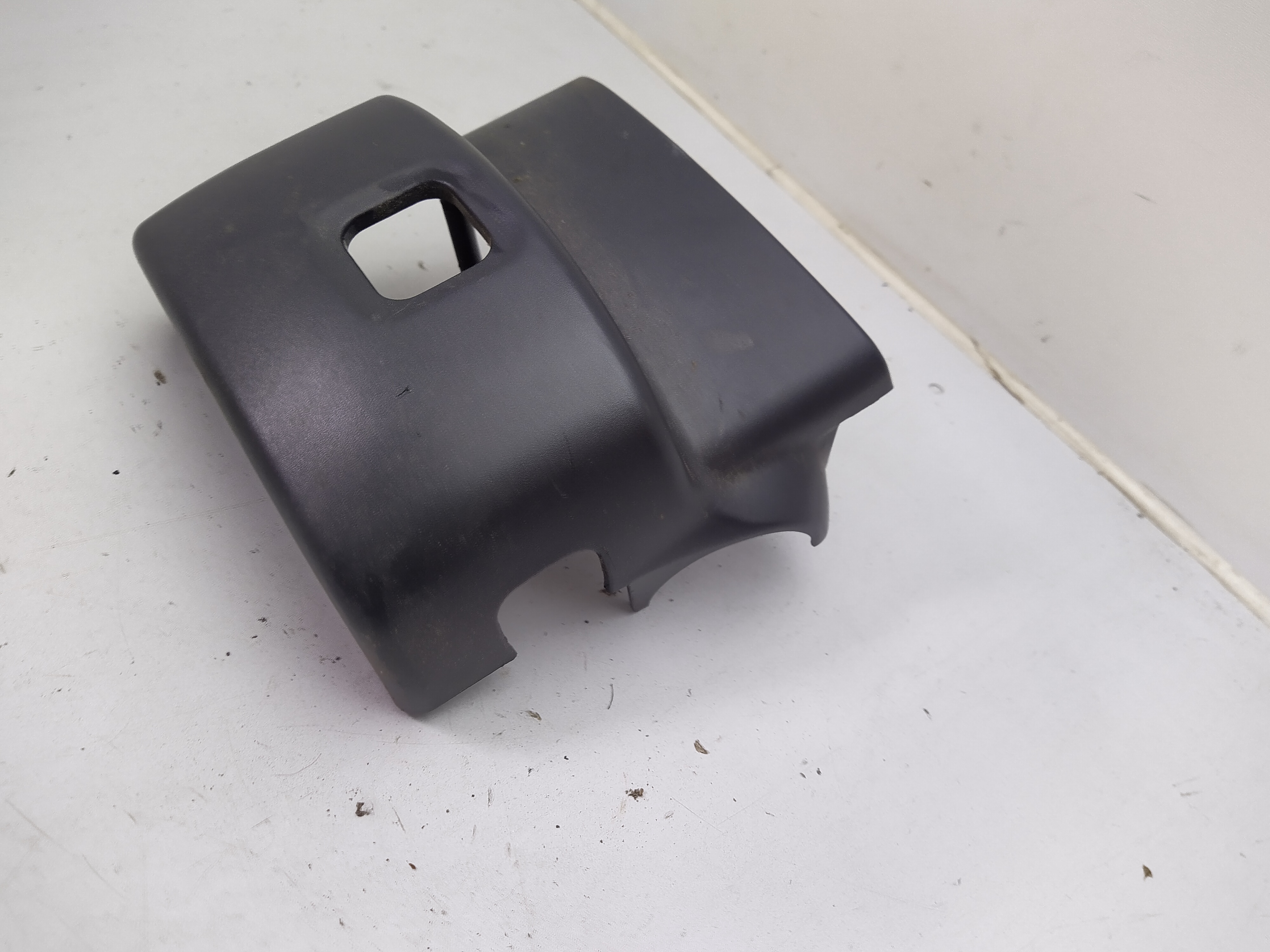 Abdeckung hinter Lenkrad Subaru Impreza GG/GD Bj.01-05 34341AE010