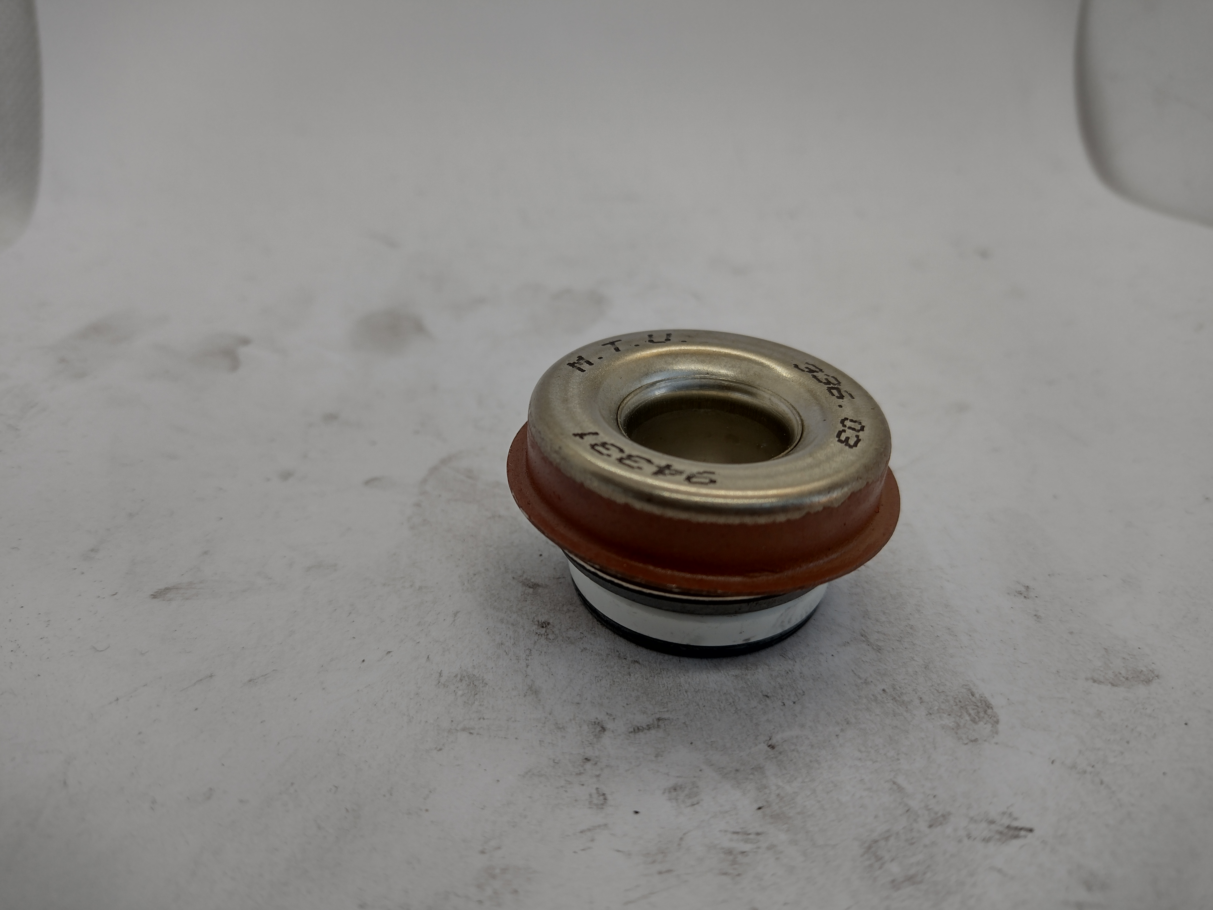 Peugeot / Citroen WASSERPUMPENDICHTUNG 120323 NEU NOS NEW OEM
