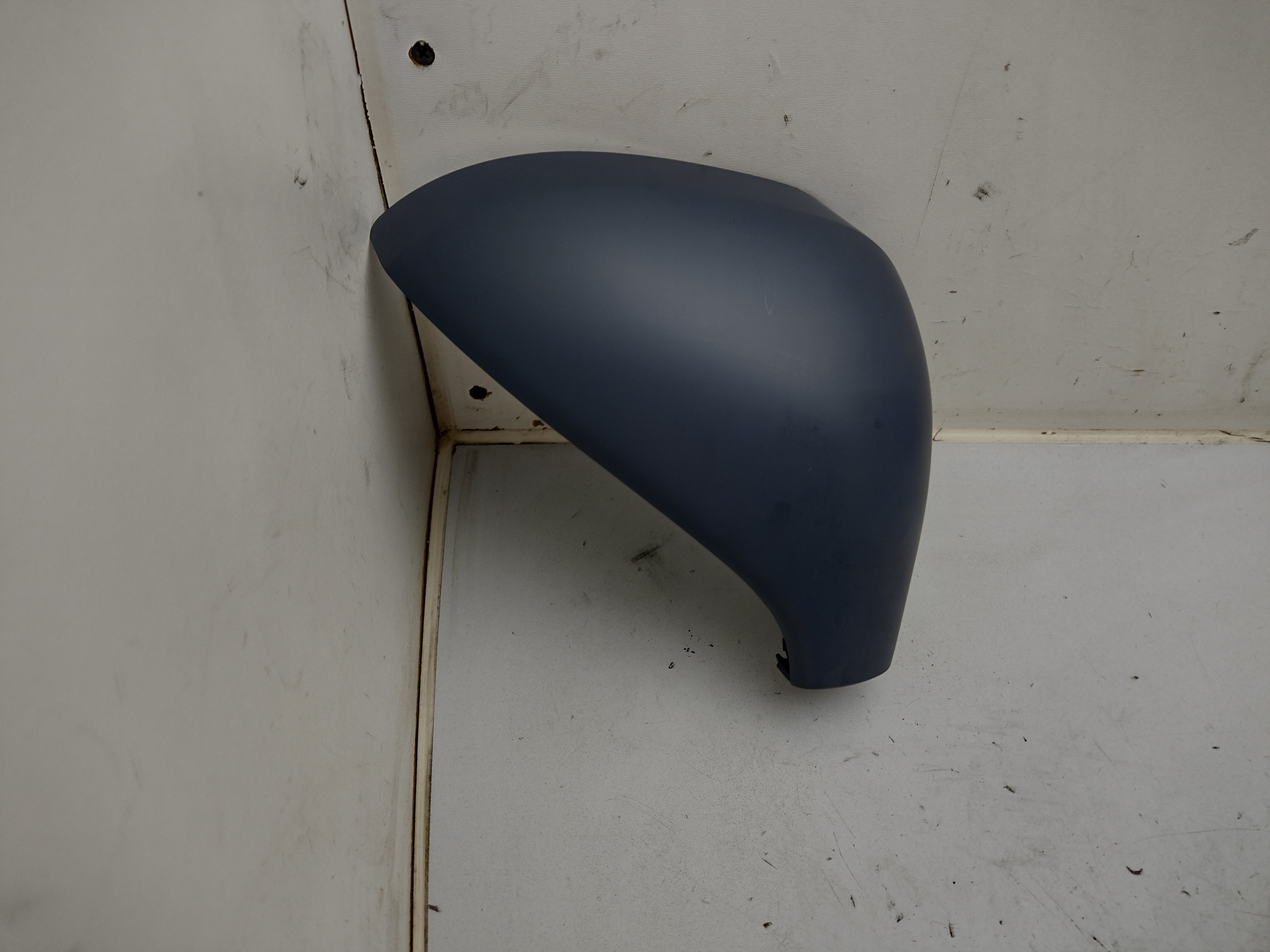 rechte Spiegelkappe für Peugeot 207 9680194977 NOS NEW OEM