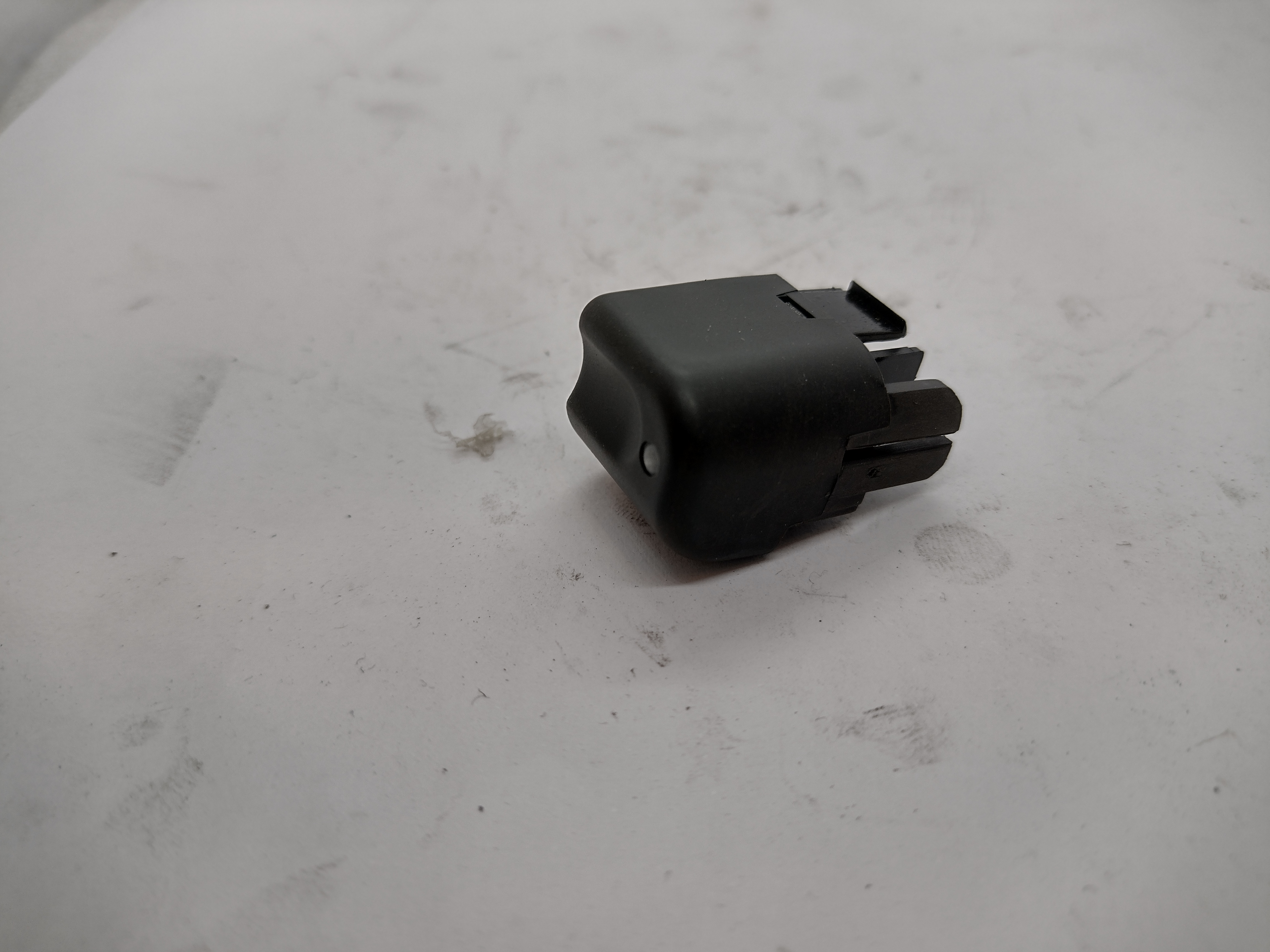 Peugeot / Citroen Schalter 6451WO NEU NOS NEW OEM