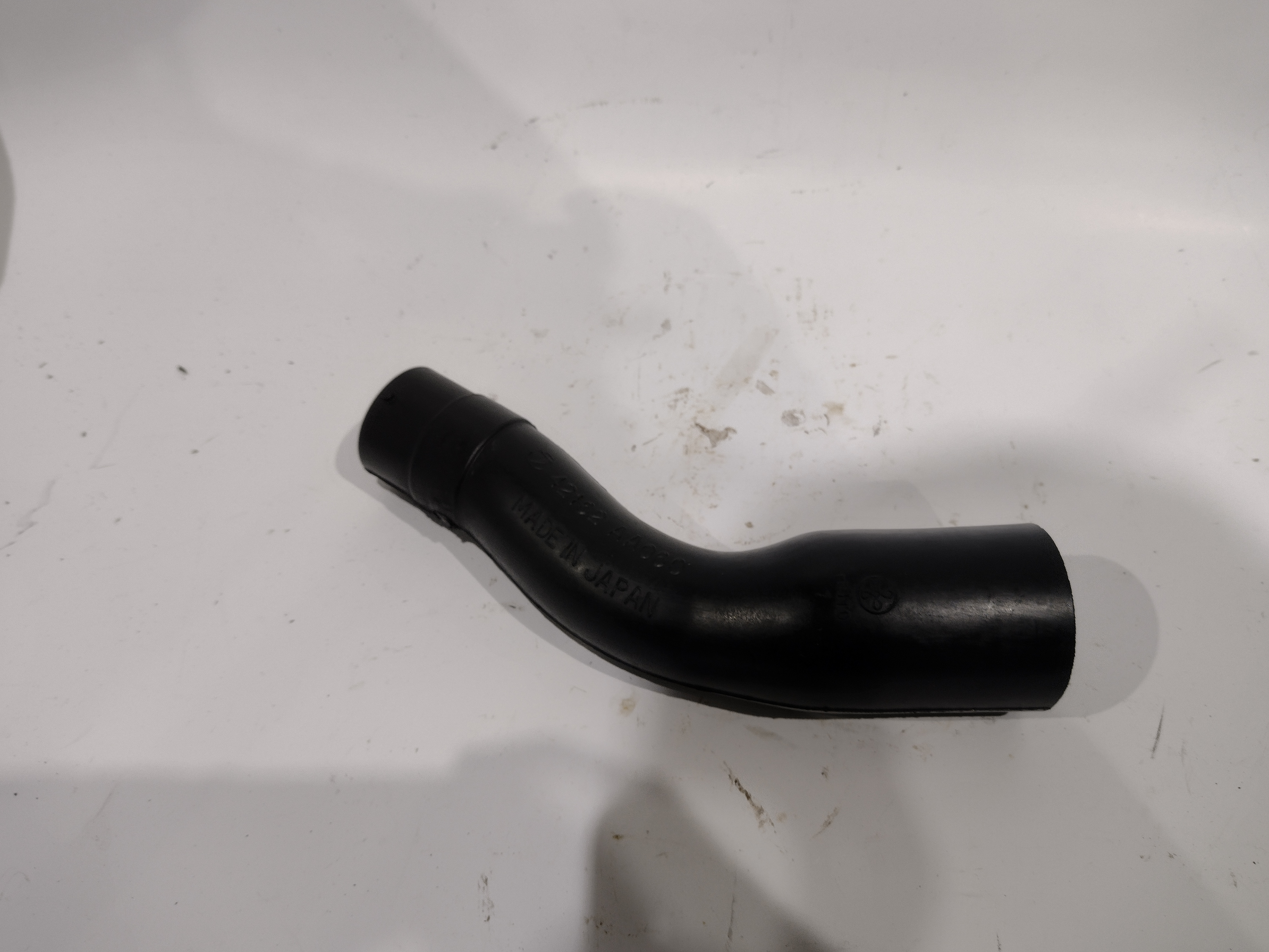  Schlauch Tankeinfüllstutzen für Subaru Impreza GC GF Legacy BD BG 42162AA060
