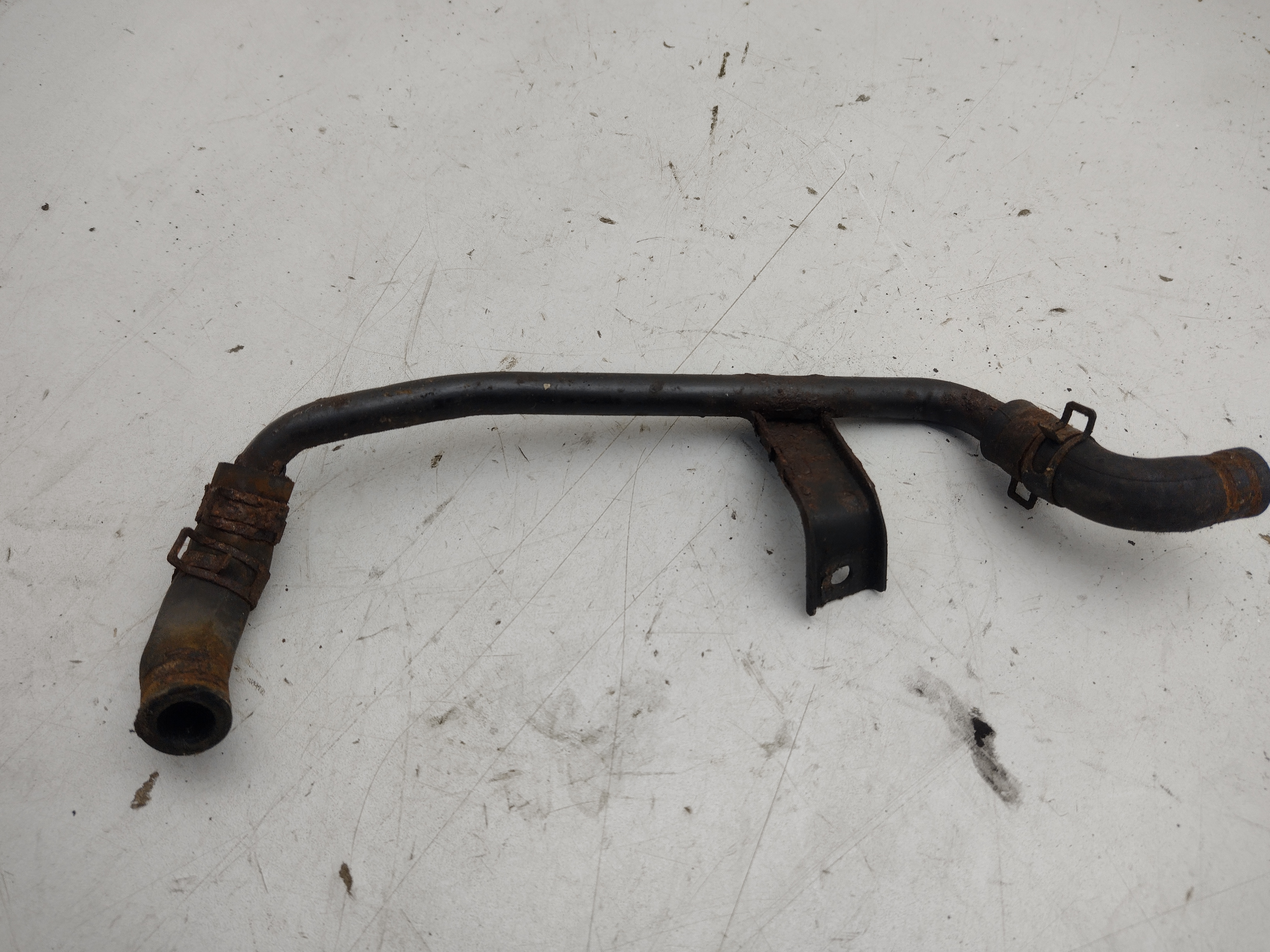 Kühlwasserleitung zum Ölkühler für SUBARU LEGACY Turbo BC BJ
