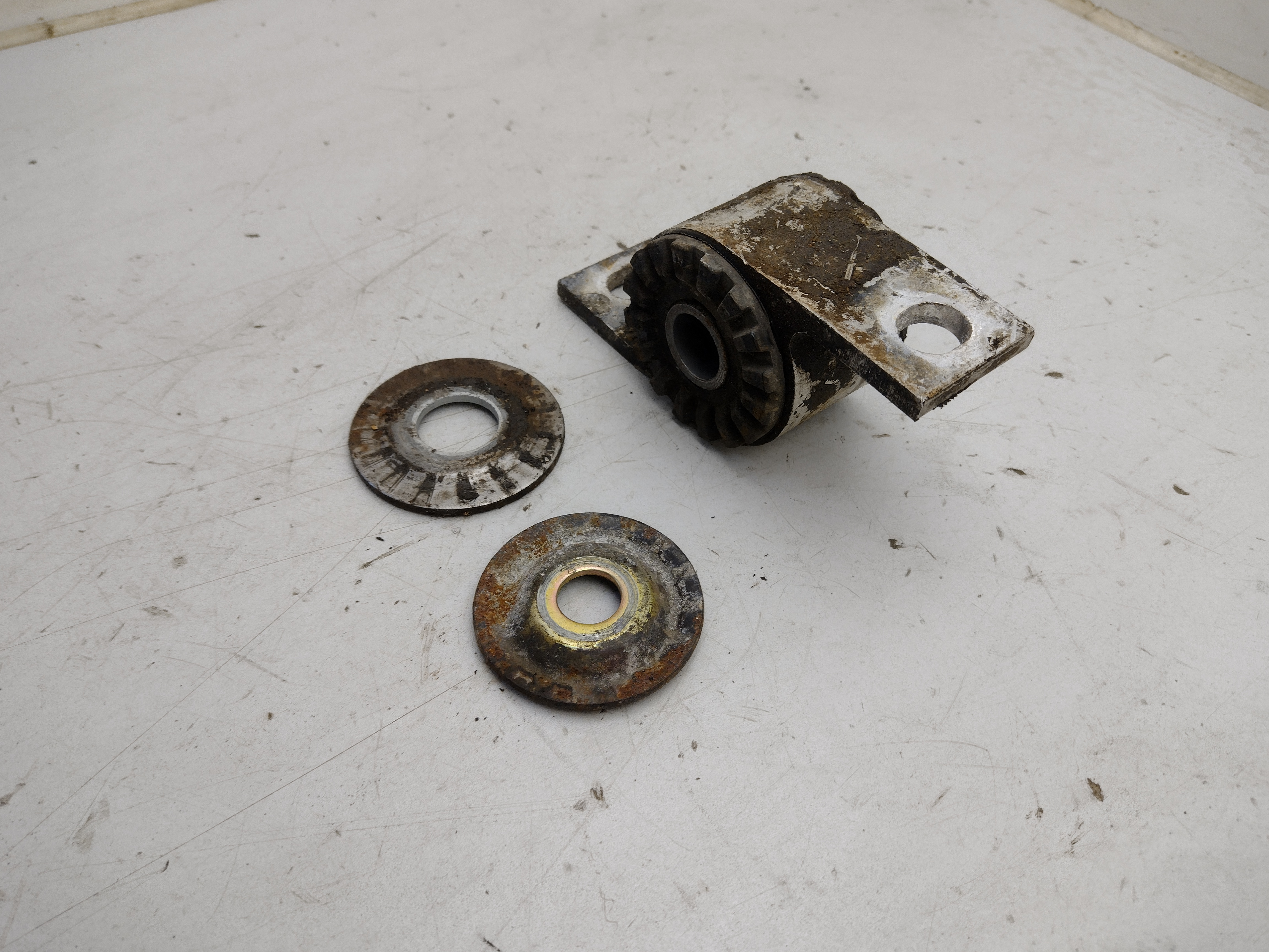 hinteres Lager Querlenker vorne für Subaru Impreza GC GF 93-00 GT WRX STI
