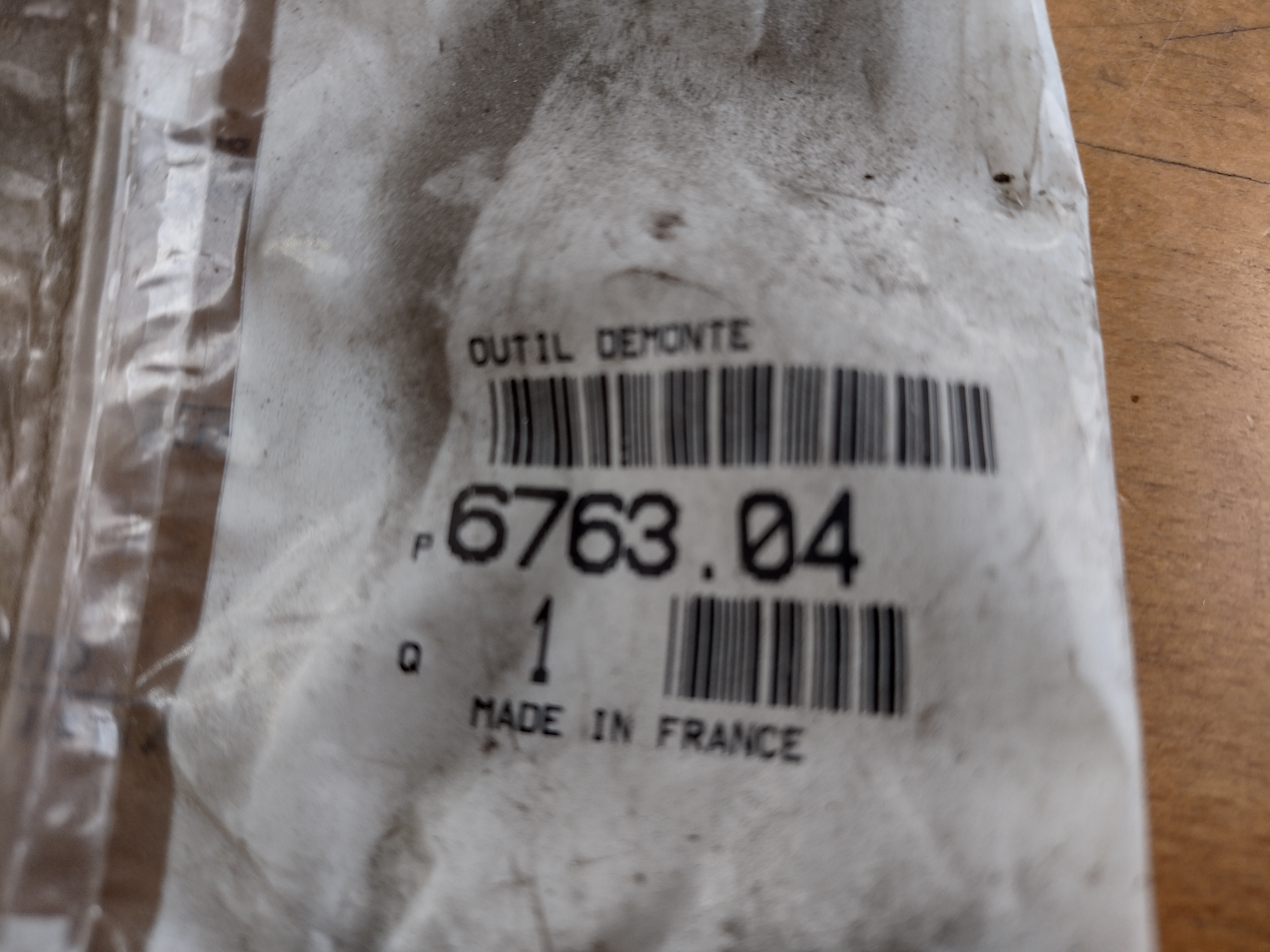 Peugeot / Citroen WERKZEUG ABRUSTEN 676304 676305 NEU NOS NEW OEM