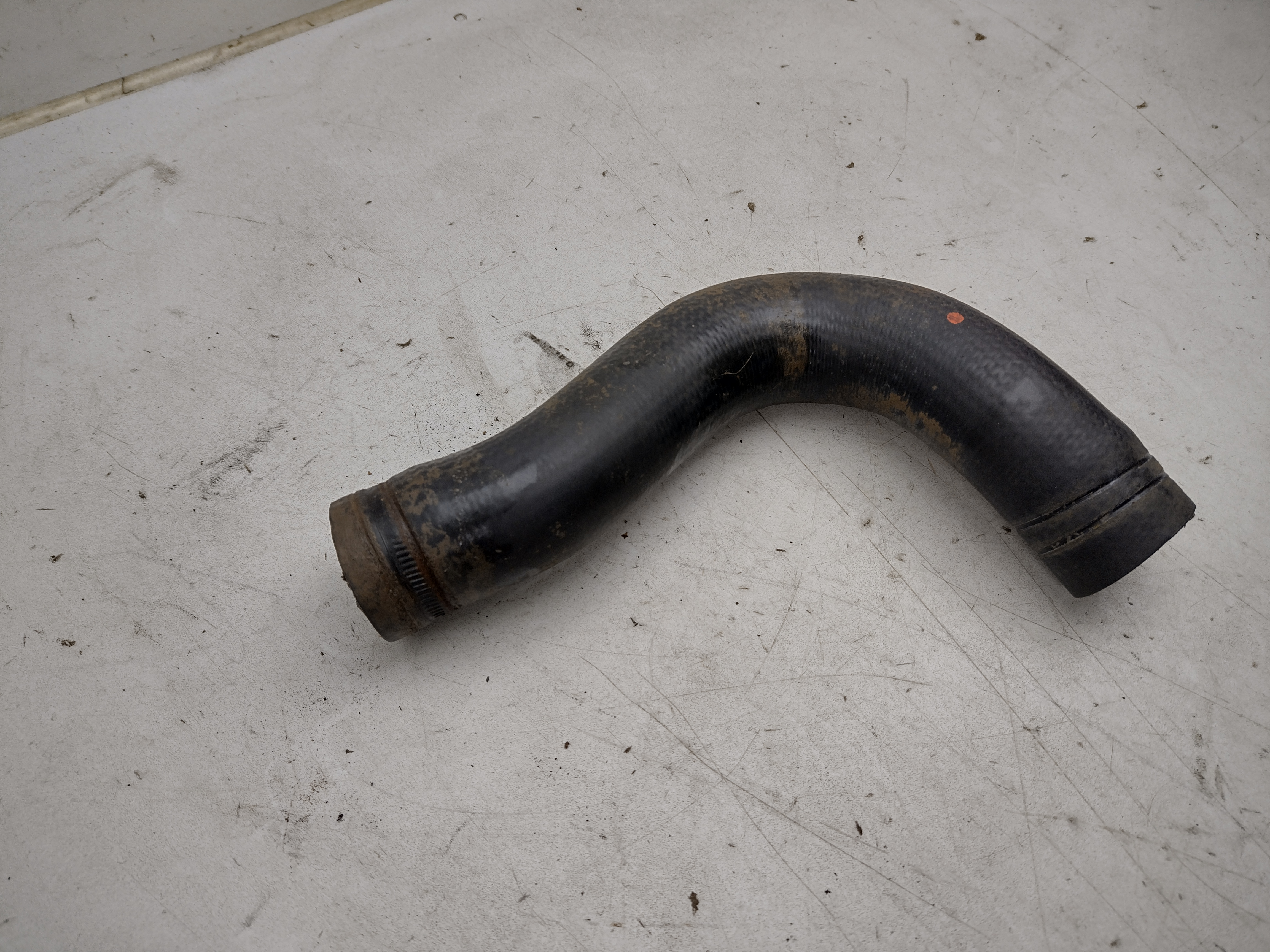 Unterer Kühlwasserschlauch von Subaru Impreza GC8 GF8