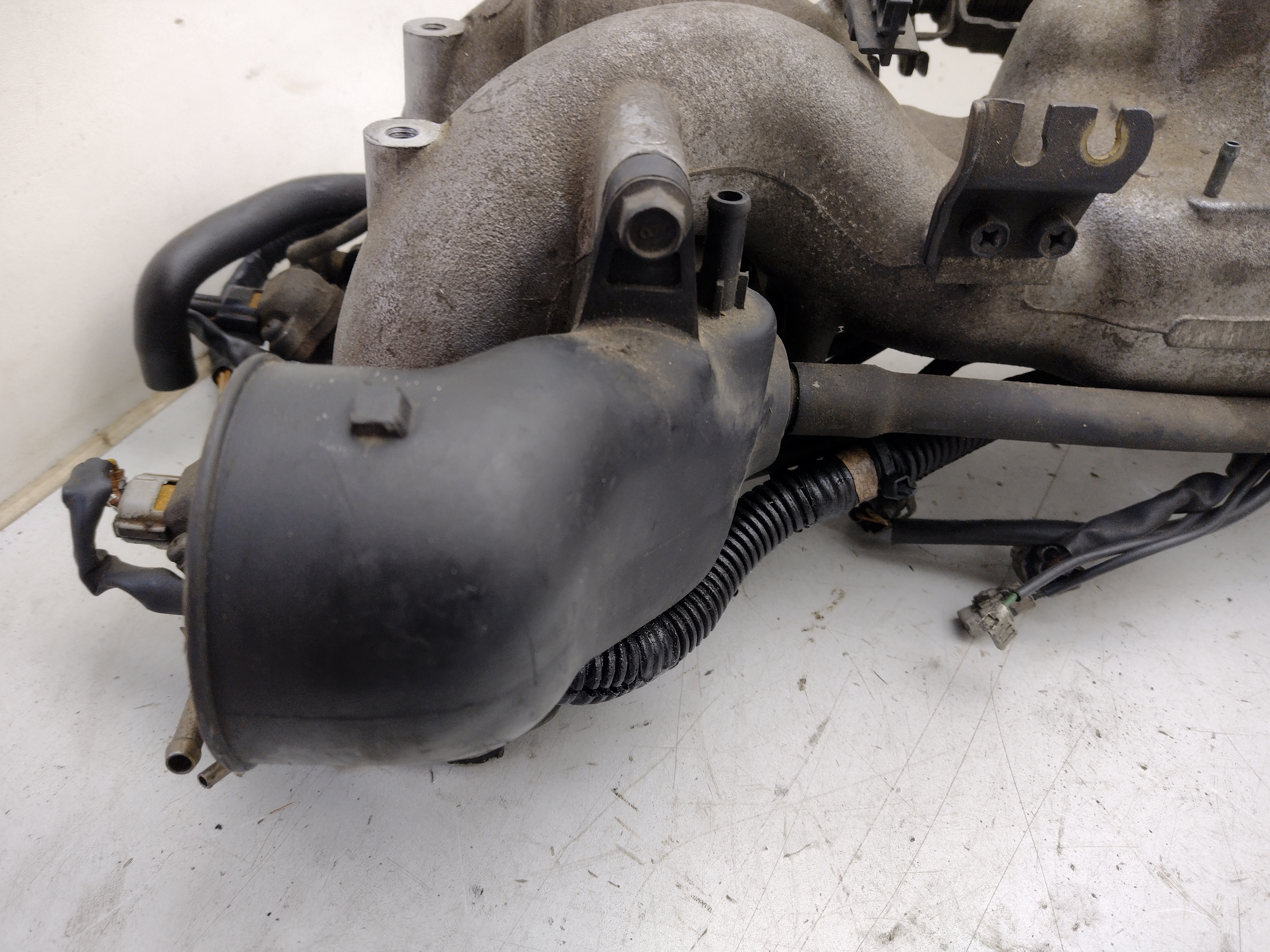 Ansaugbrücke mit Inlet Drosselklappe Einspritzdüsen Zündspule kabelbaum für Subaru Impreza GT 98-00 EJ205