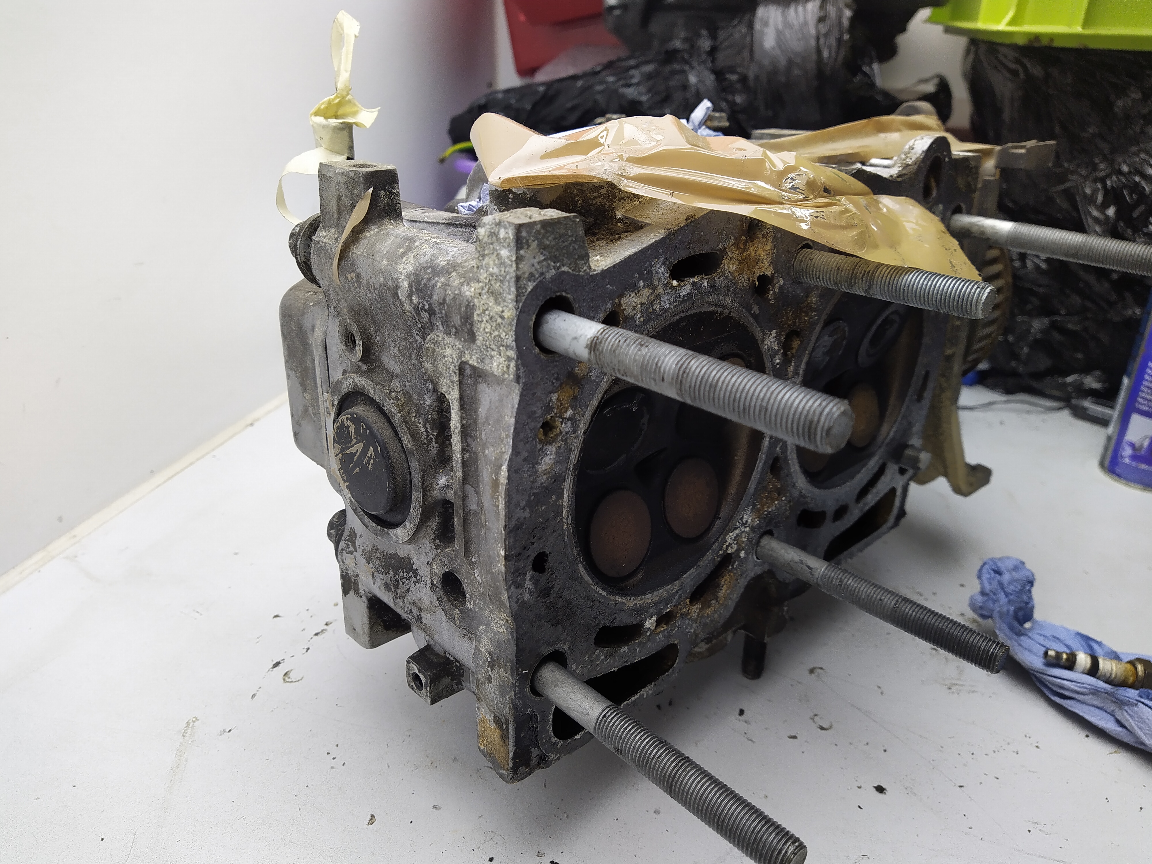 Paar Zylinderköpfe Subaru Legacy 1 BC BJF 2.0 Subaru Impreza GC GF 116PS