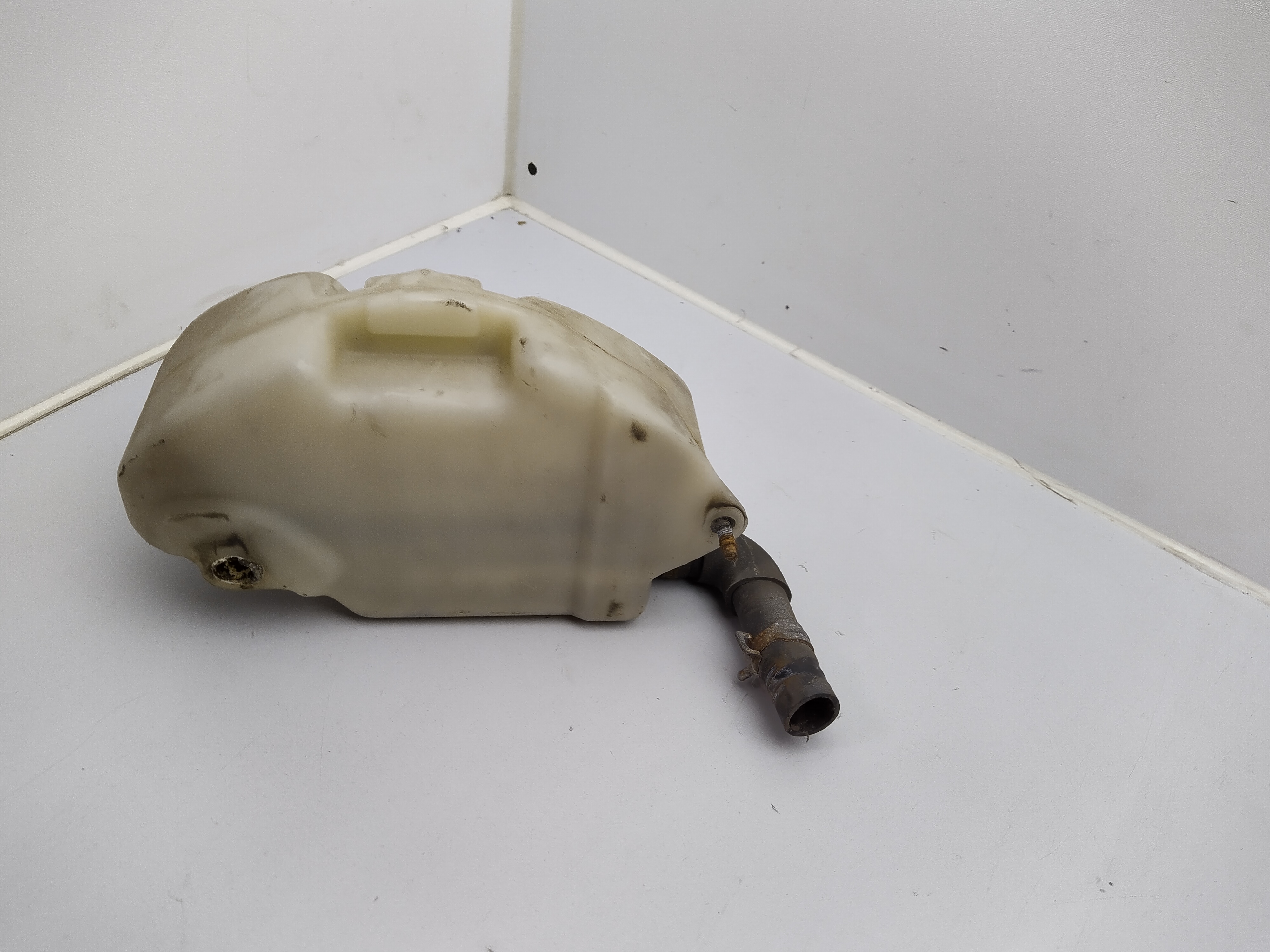 Überlaufbehälter Subaru Impreza GT WRX STI GC8 GF8 Legacy Turbo BC BJF