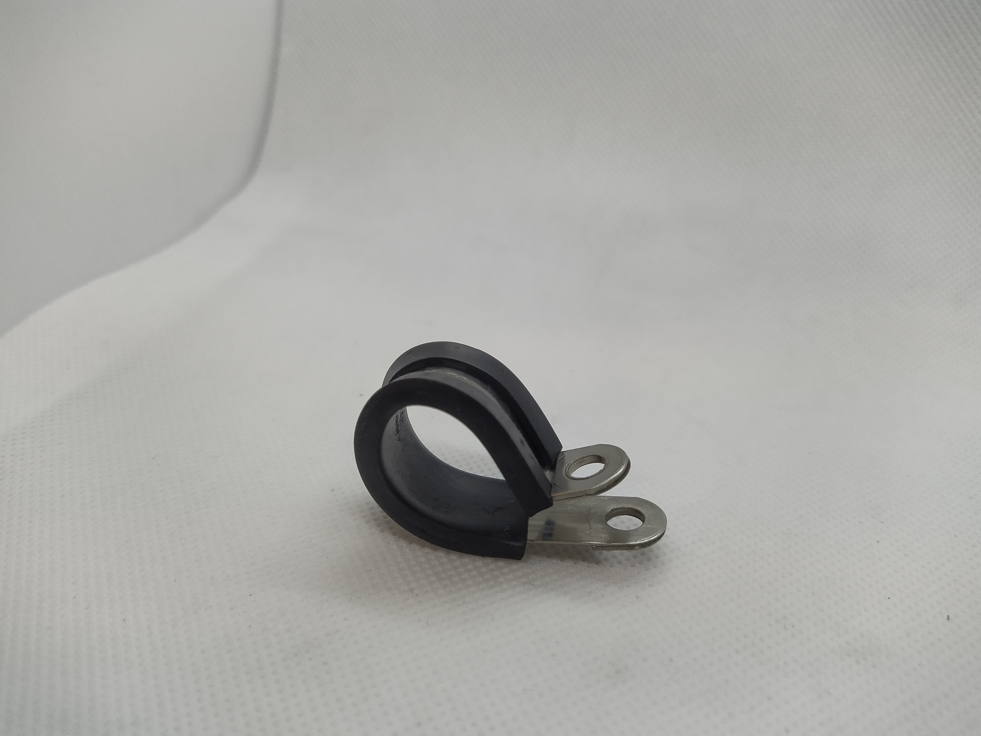 19mm gepolsterte Schlauchbefestigungsschlaufe Schlauchklemme aus Edelstahl V2A