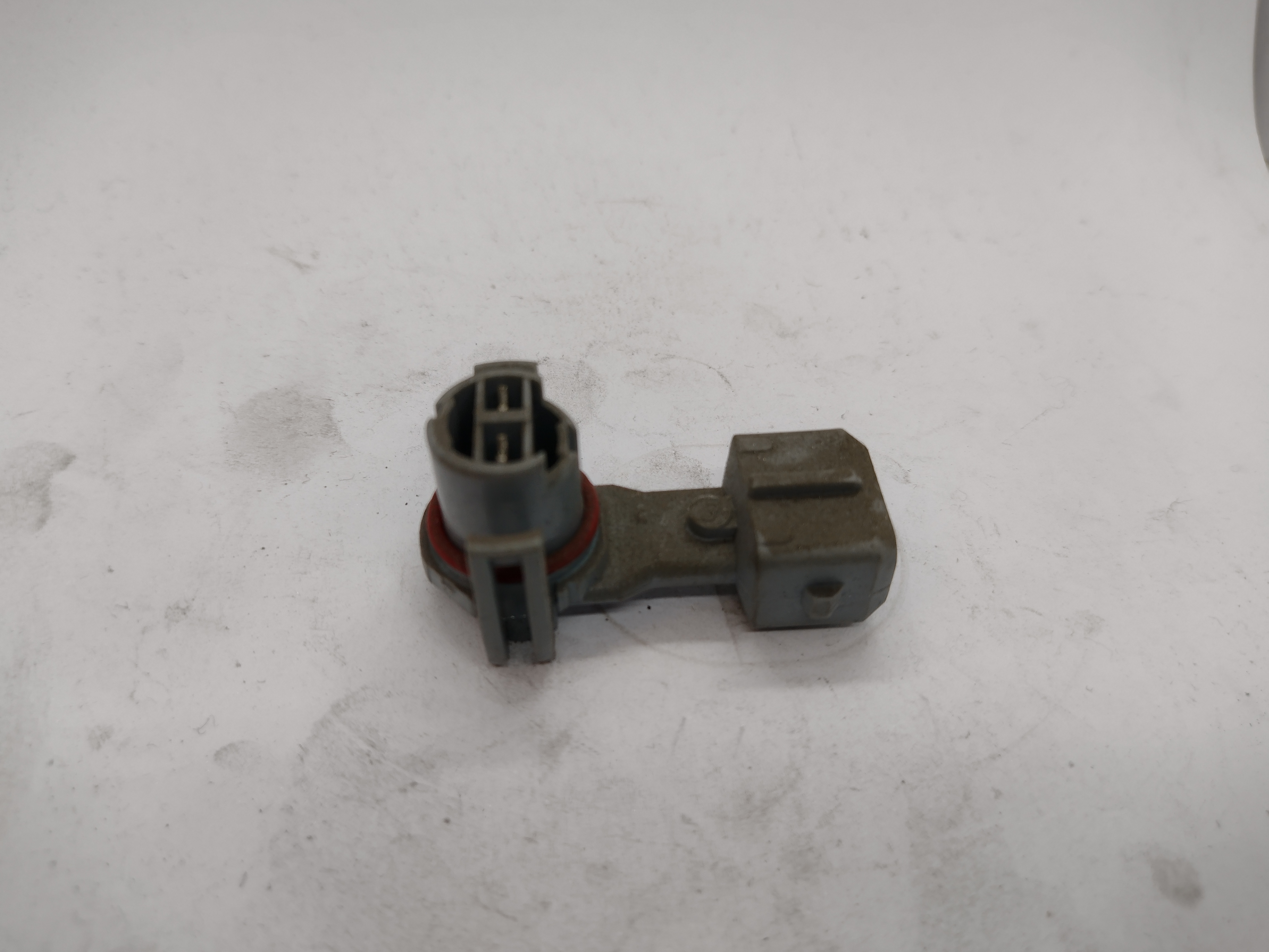 Peugeot / Citroen STECKER SOCKEL 6541G6 NEU NOS NEW OEM