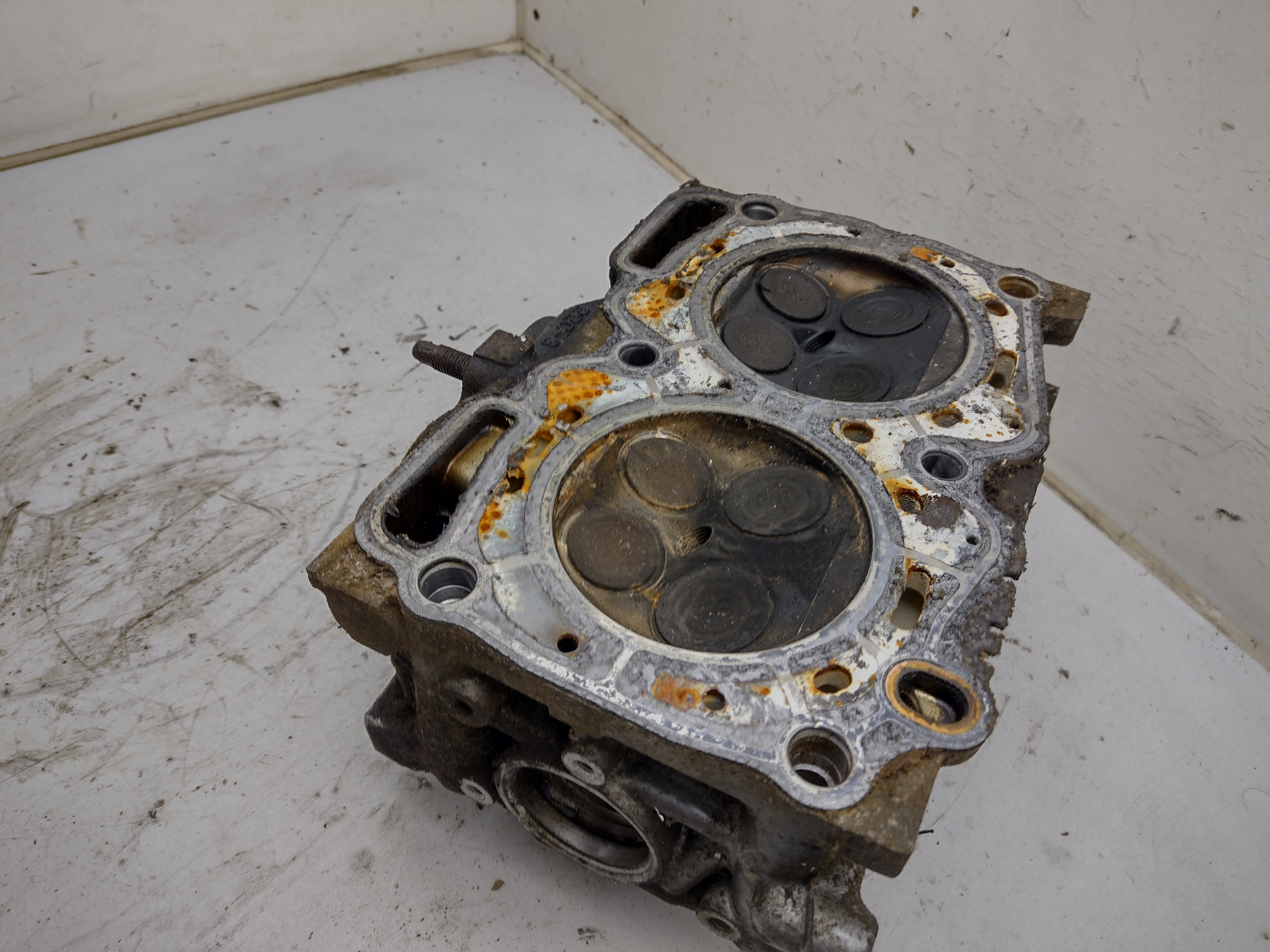 Zylinderkopfe Links für Subaru Impreza GC GF 116PS