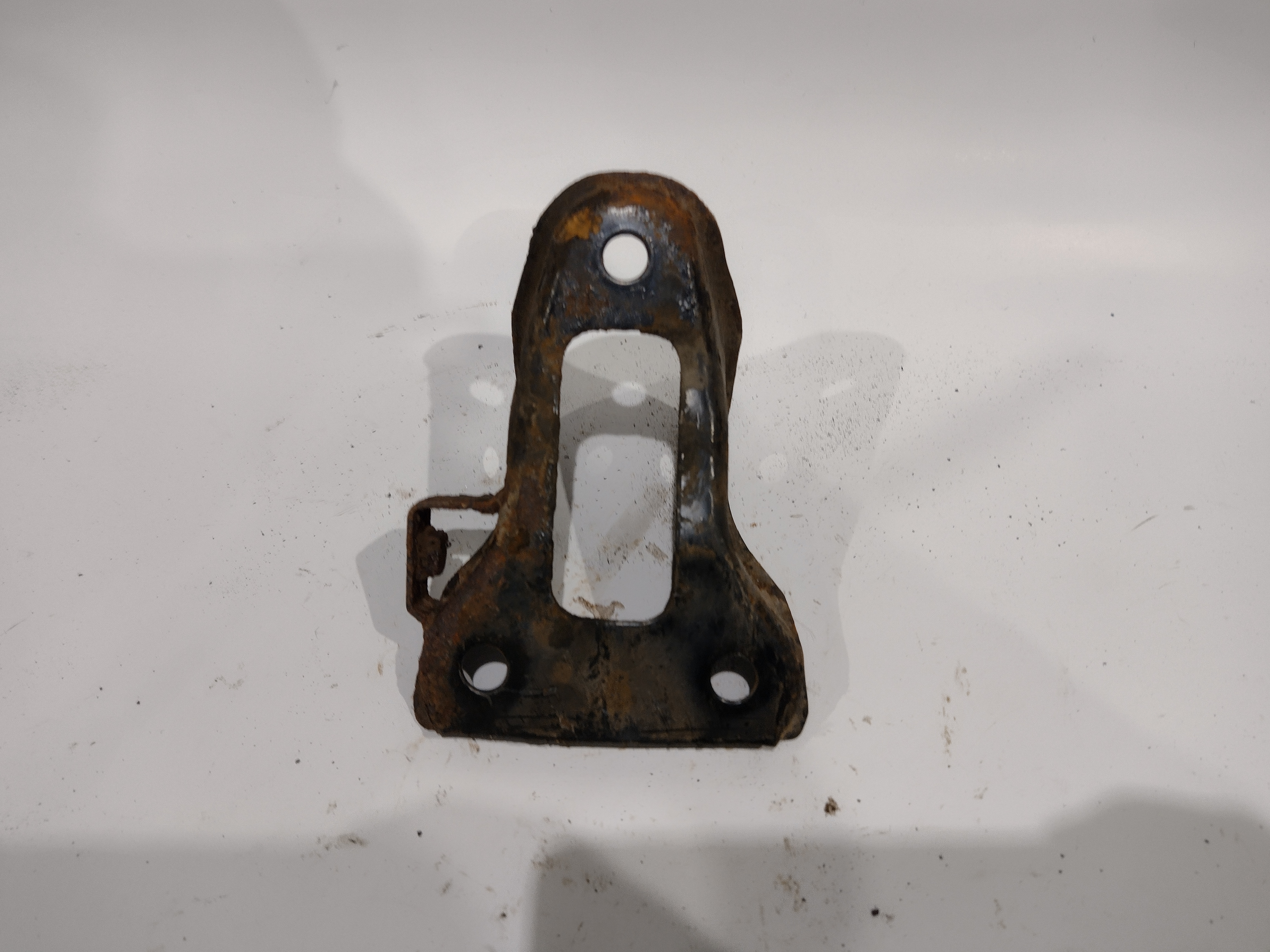 Aufnahme Längslenker hinten rechts für Subaru Impreza / Forester / Legacy 