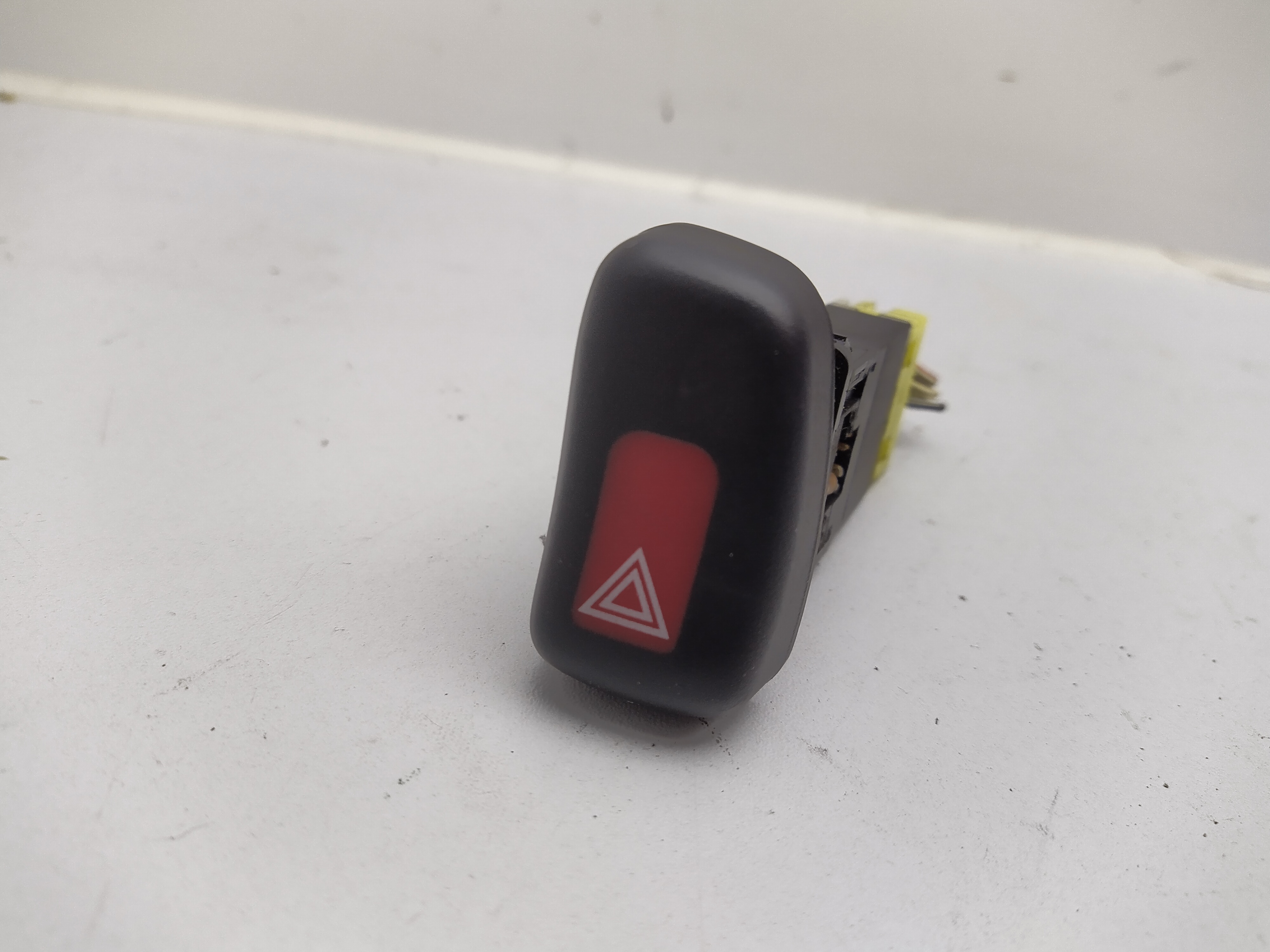 Warnblinkschalter Subaru Impreza GC GF 93-07
