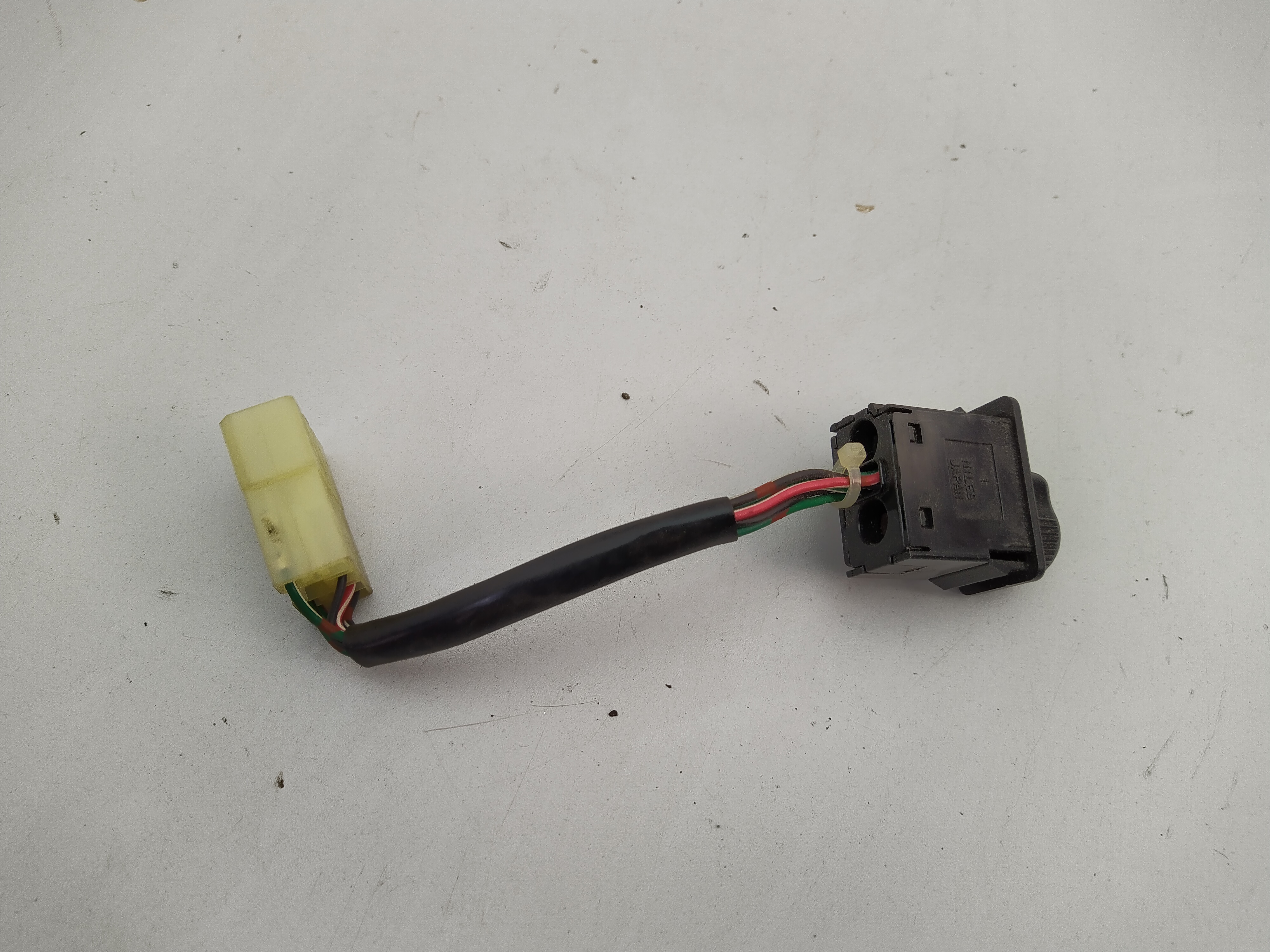 Schalter Leuchtweitenregelung Subaru