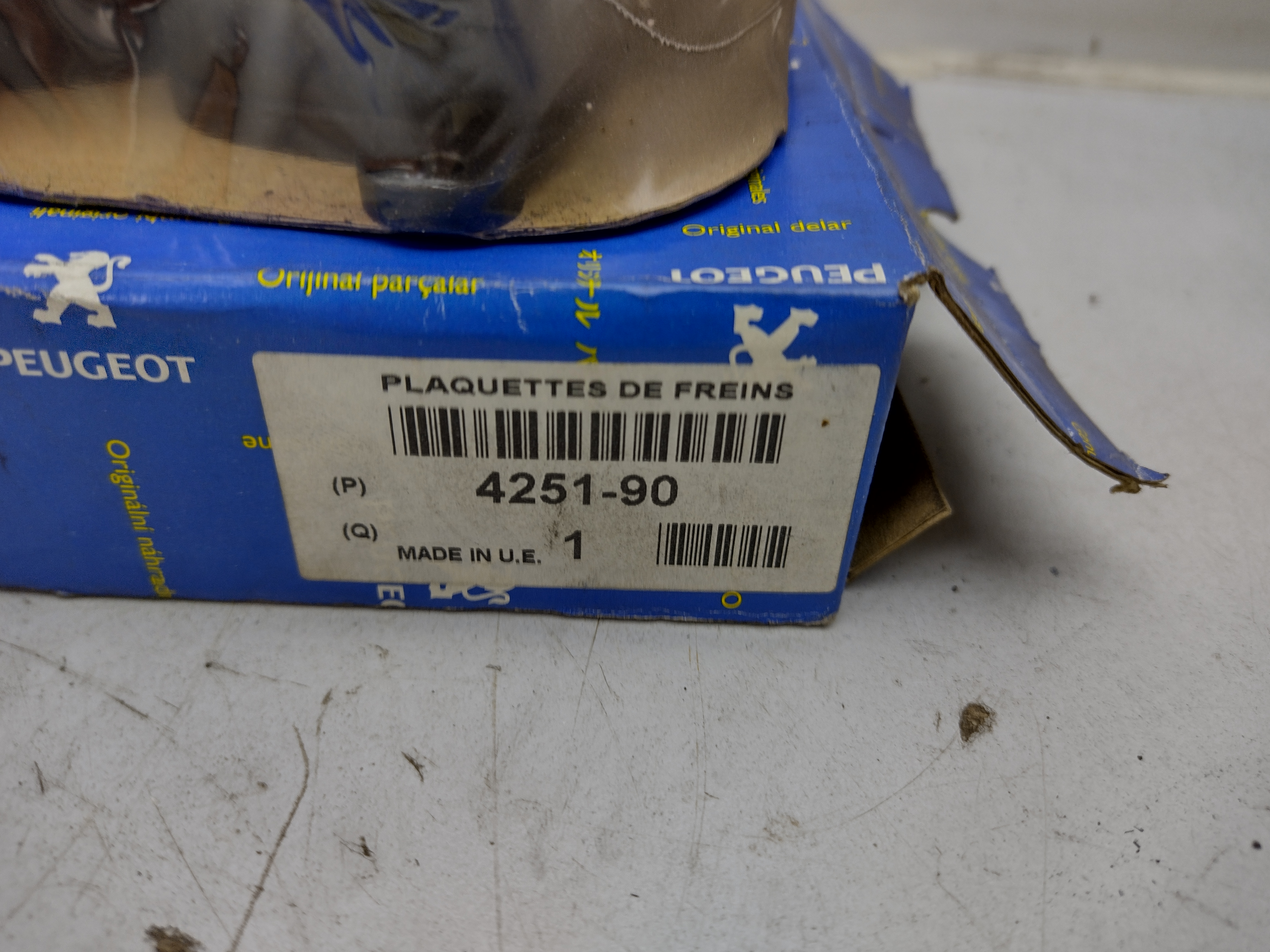 Peugeot 605 Bremsbelagsatz, Scheibenbremse vorne 425190 NOS NEW OEM