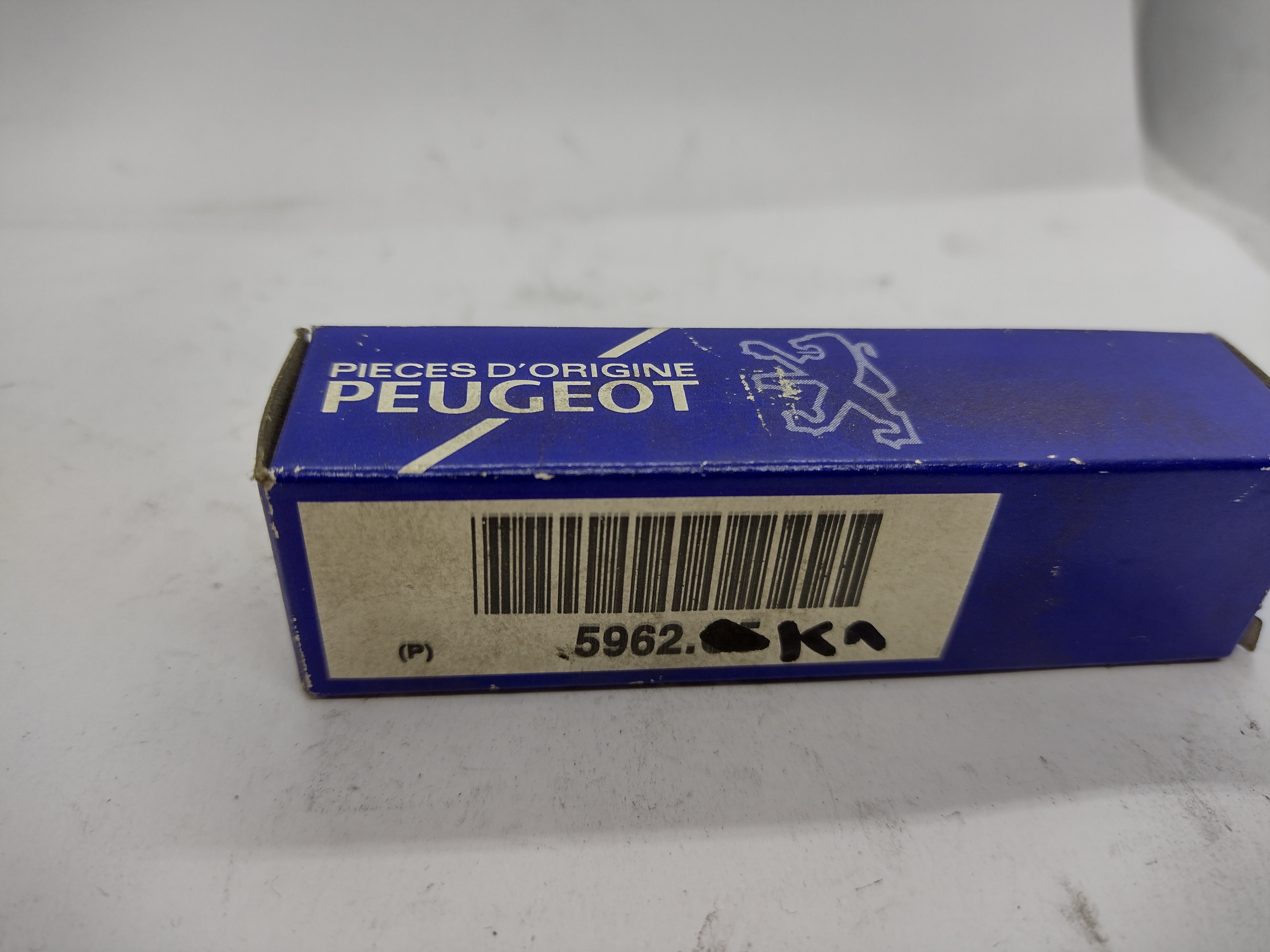 Original Peugeot Zündkerze 5962K1 Champion C7YCX NEU NOS NEW