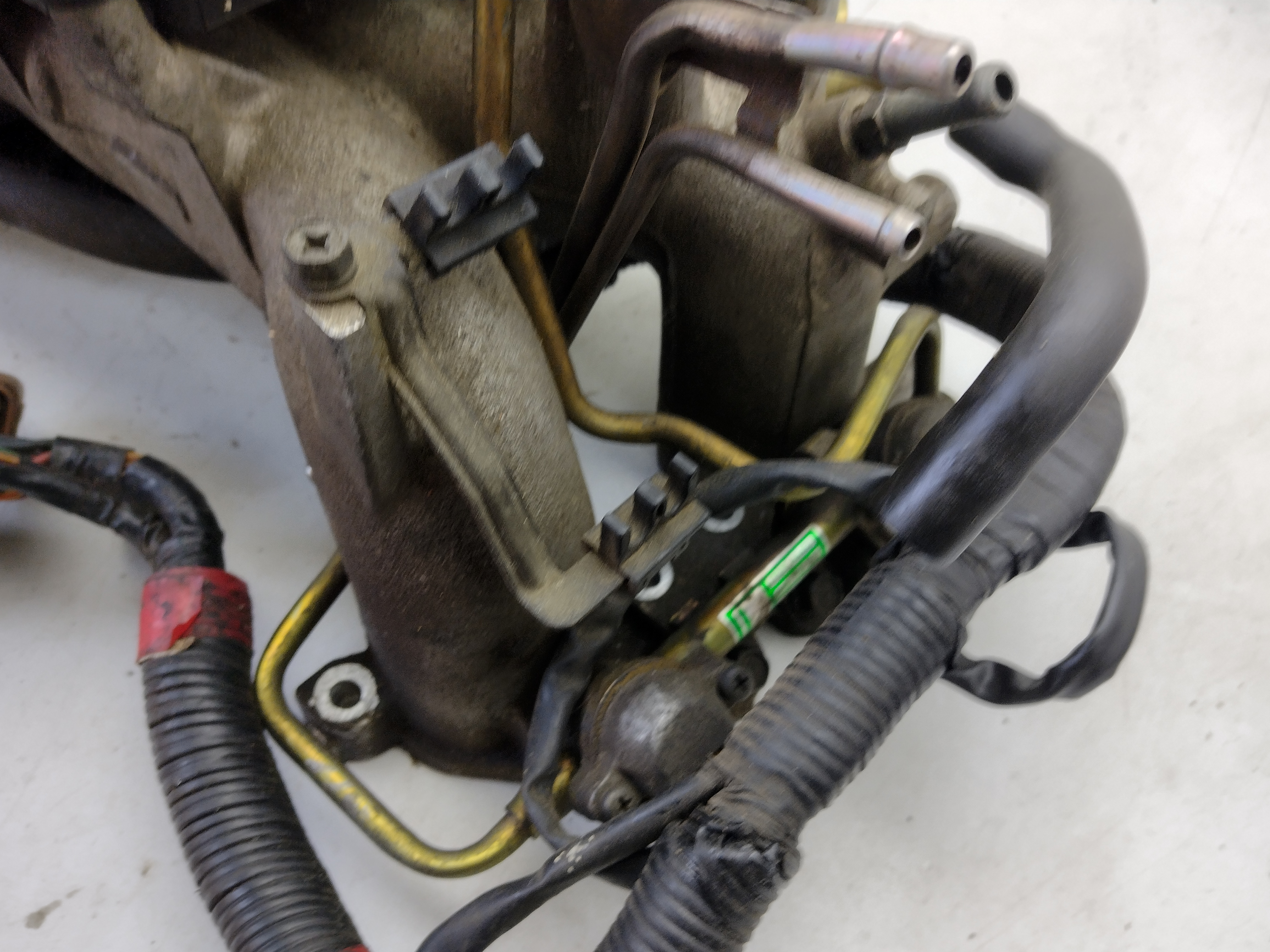 Ansaugbrücke mit Inlet Drosselklappe Einspritzdüsen Zündspule kabelbaum für Subaru Impreza GT 98-00 EJ205