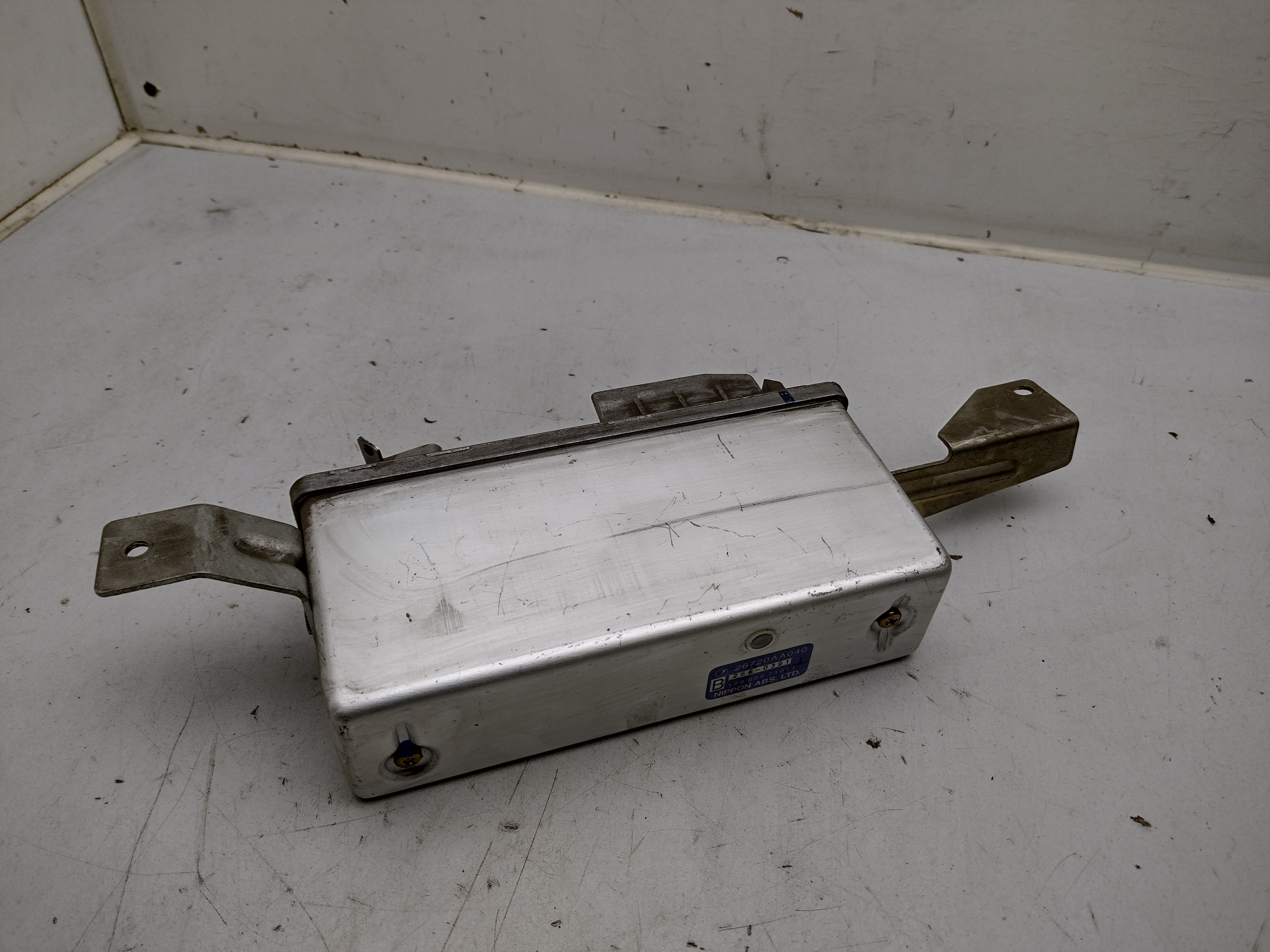 26720AA040 ABS Steuergerät von Subaru Legacy 1 BC BJF