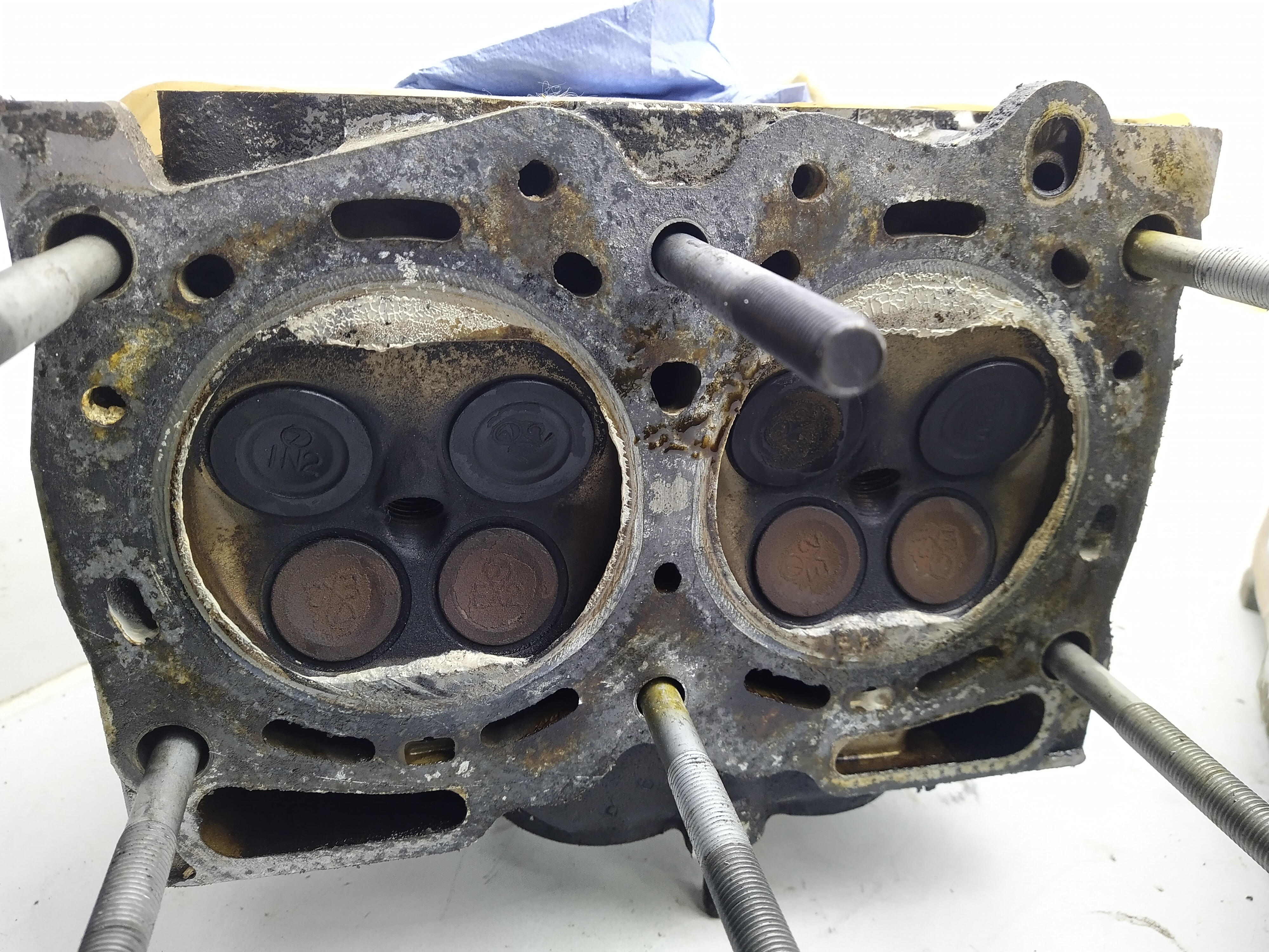 Paar Zylinderköpfe Subaru Legacy 1 BC BJF 2.0 Subaru Impreza GC GF 116PS