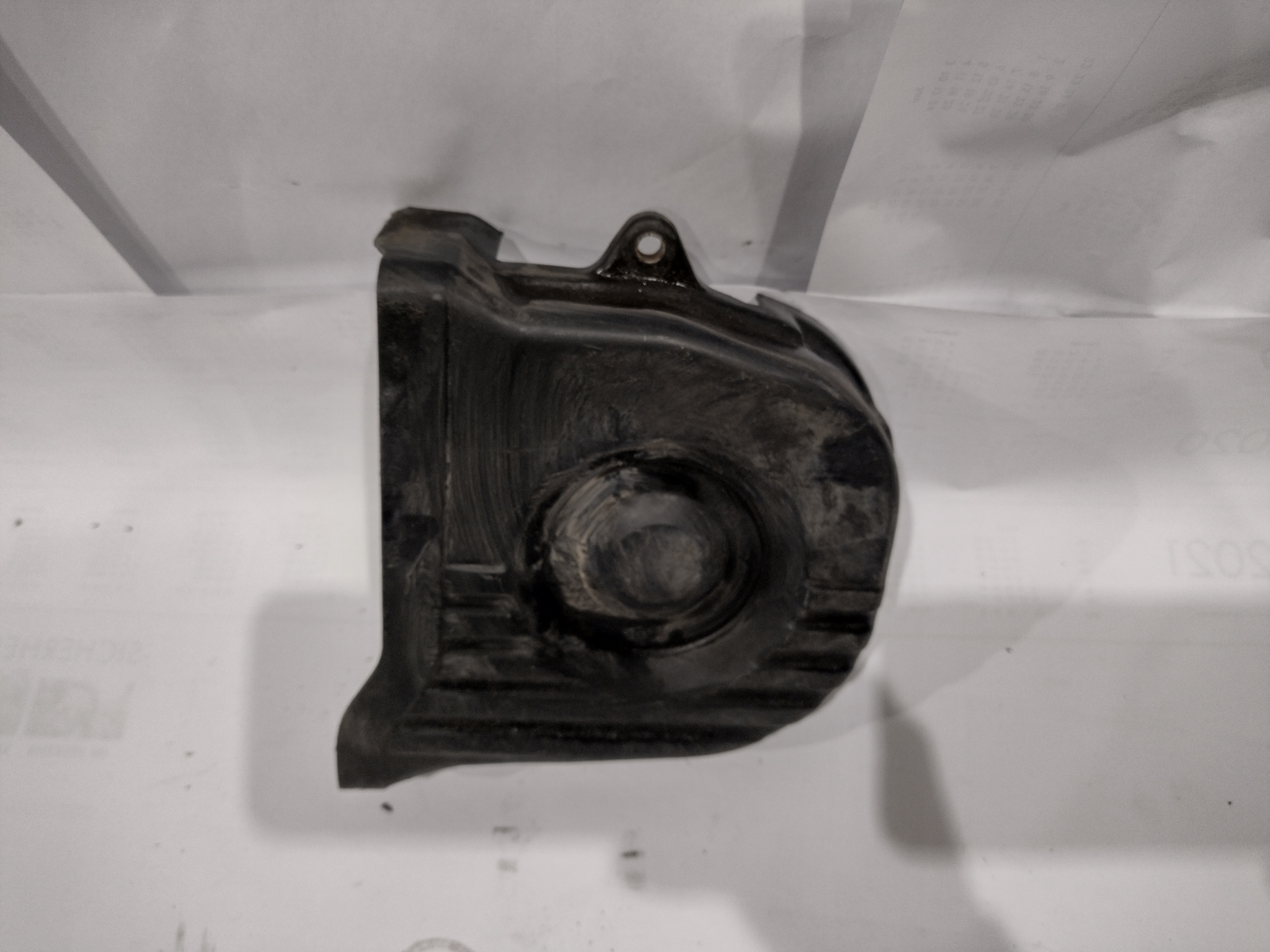 Zahnriemenabdeckung  links für Subaru 13574AA040 