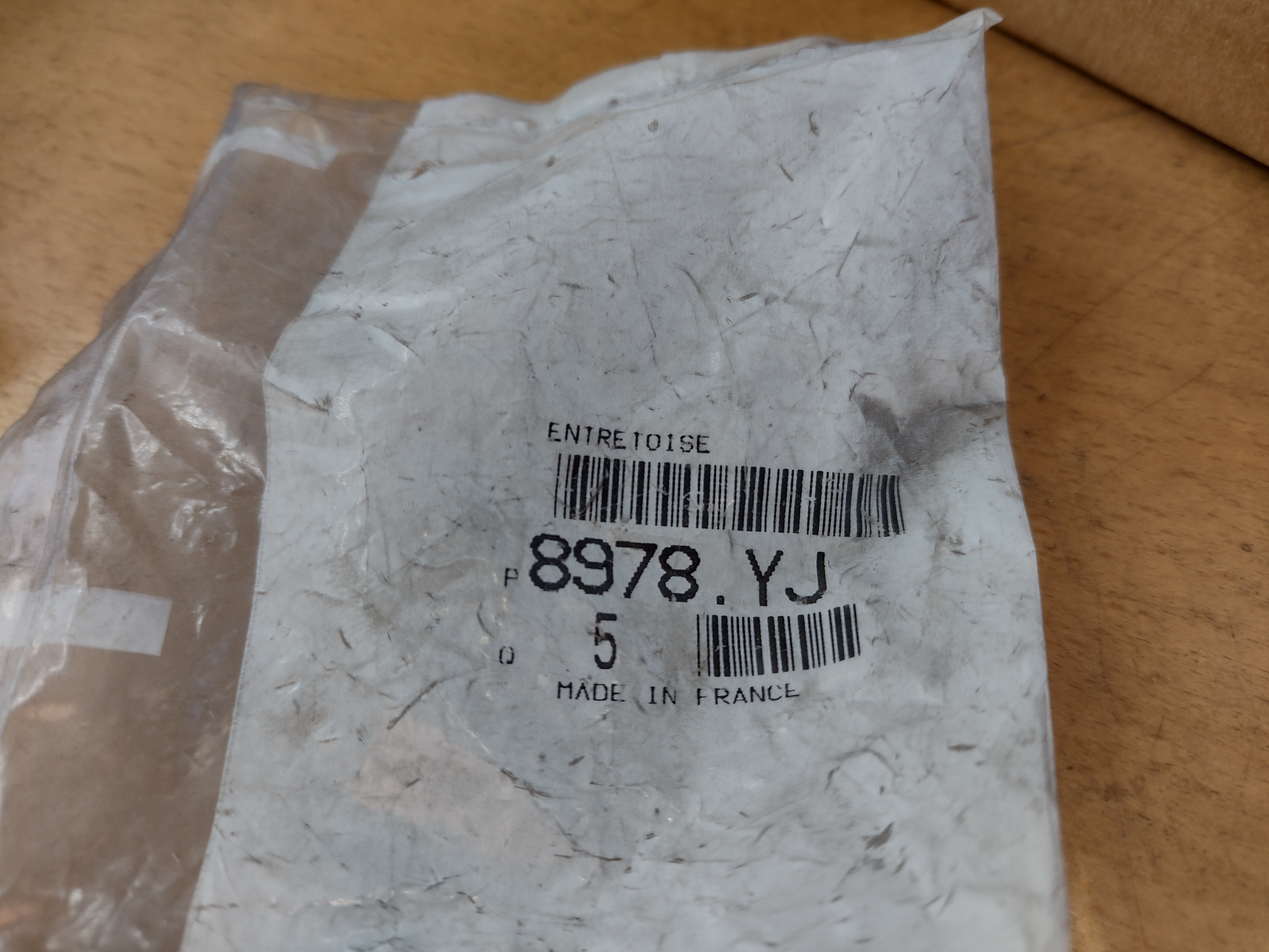 Peugeot / Citroen ABSTANDSSTÜCK 8978YJ NEU NOS NEW OEM