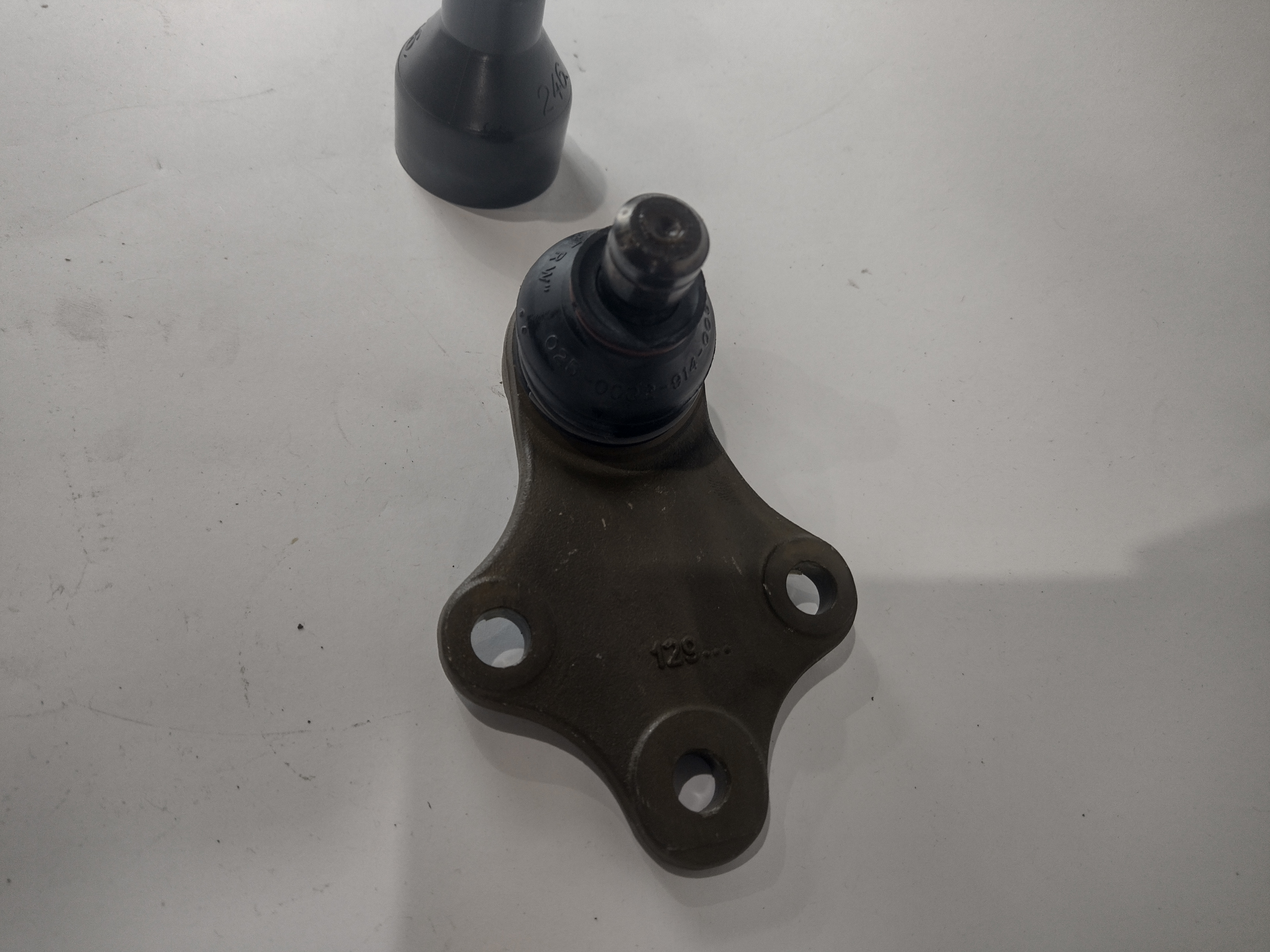 Peugeot 306 Traggelenk 16mm 364044 NEU NOS NEW