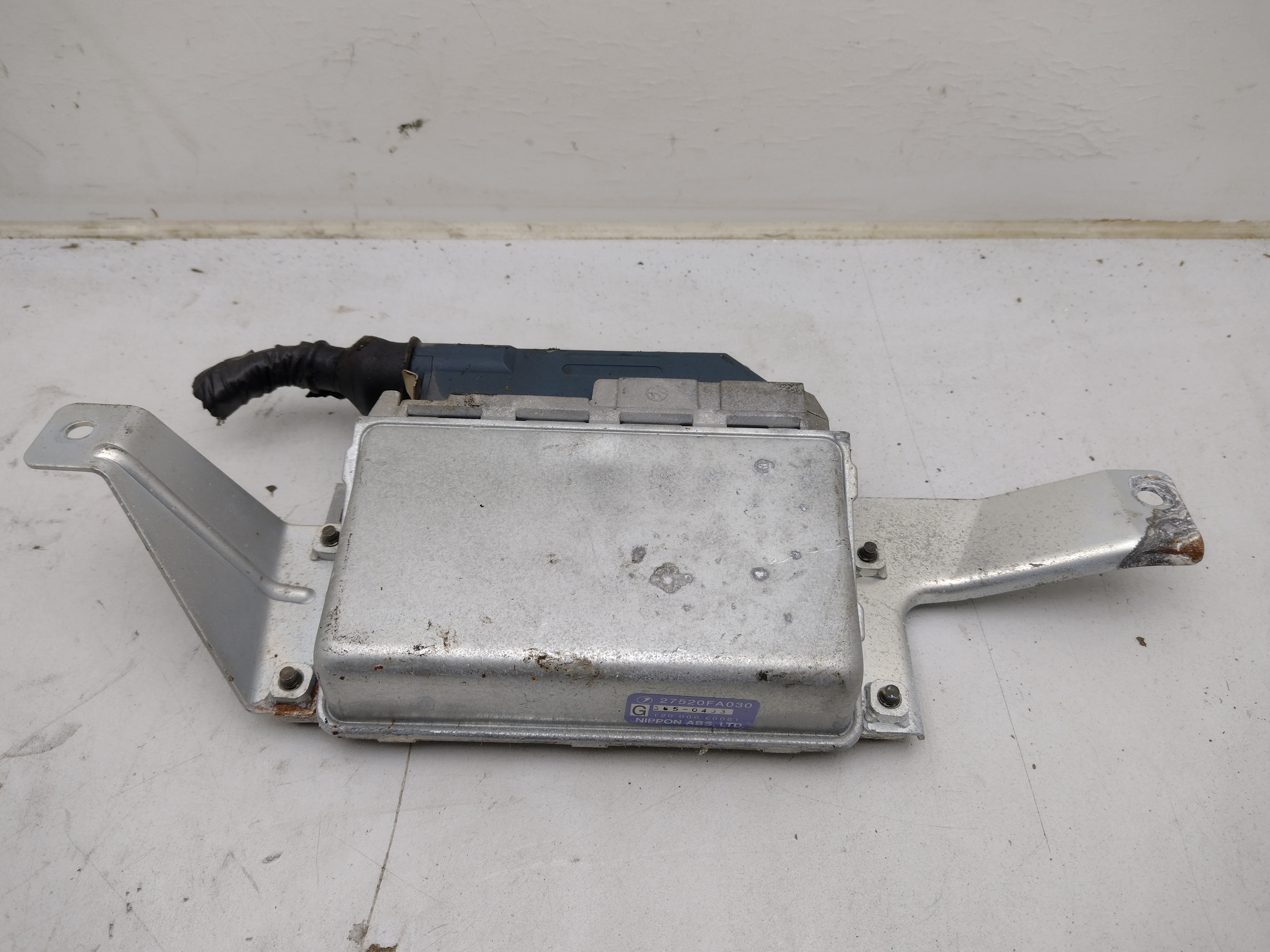 ABS Steuergerät 27520FA030 für SUbaru Impreza GC GF Legacy BD BG