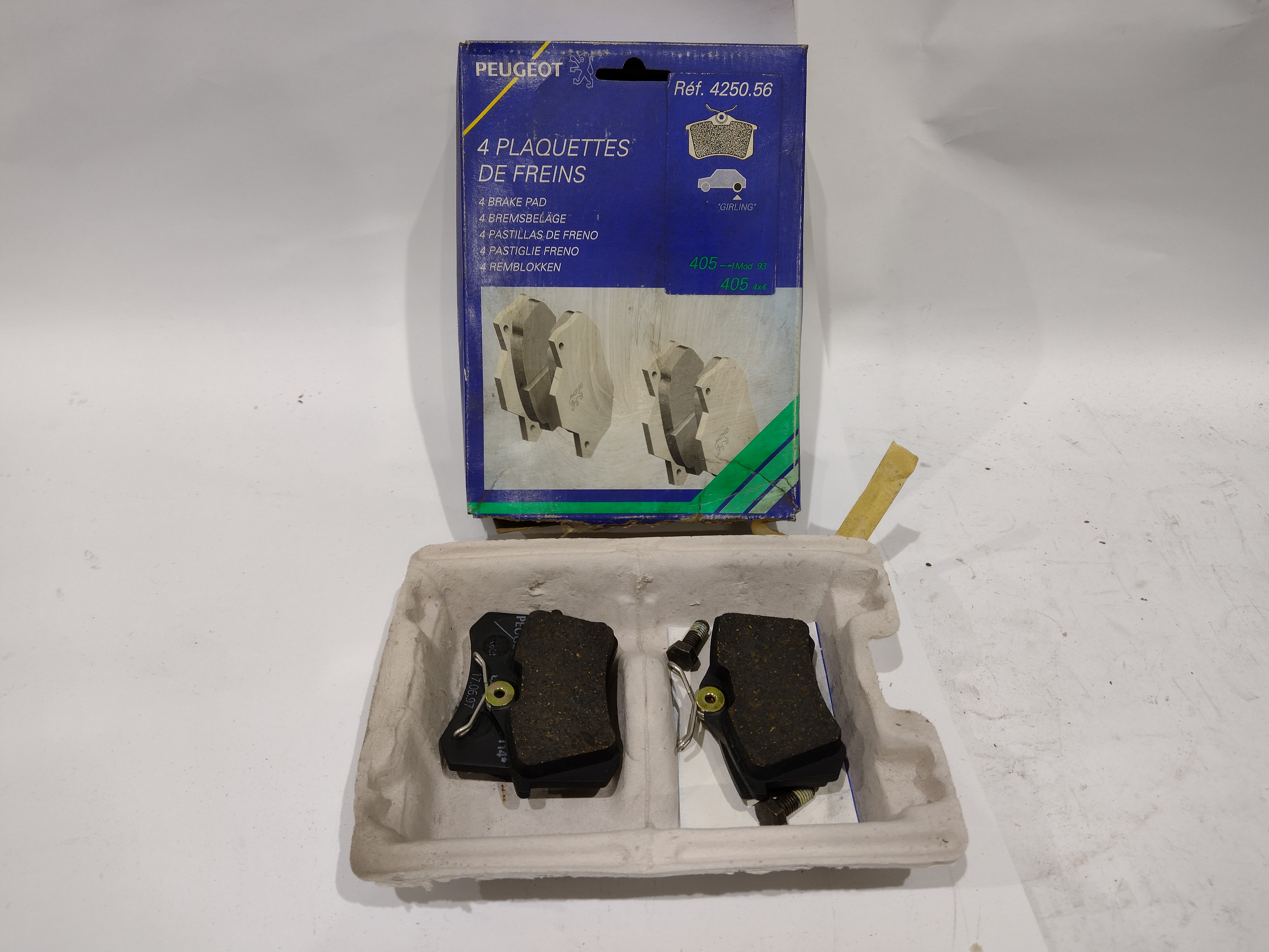 Peugeot 405 Bremsbeläge hinten (Sys.Girling) 425056 NEU NOS NEW