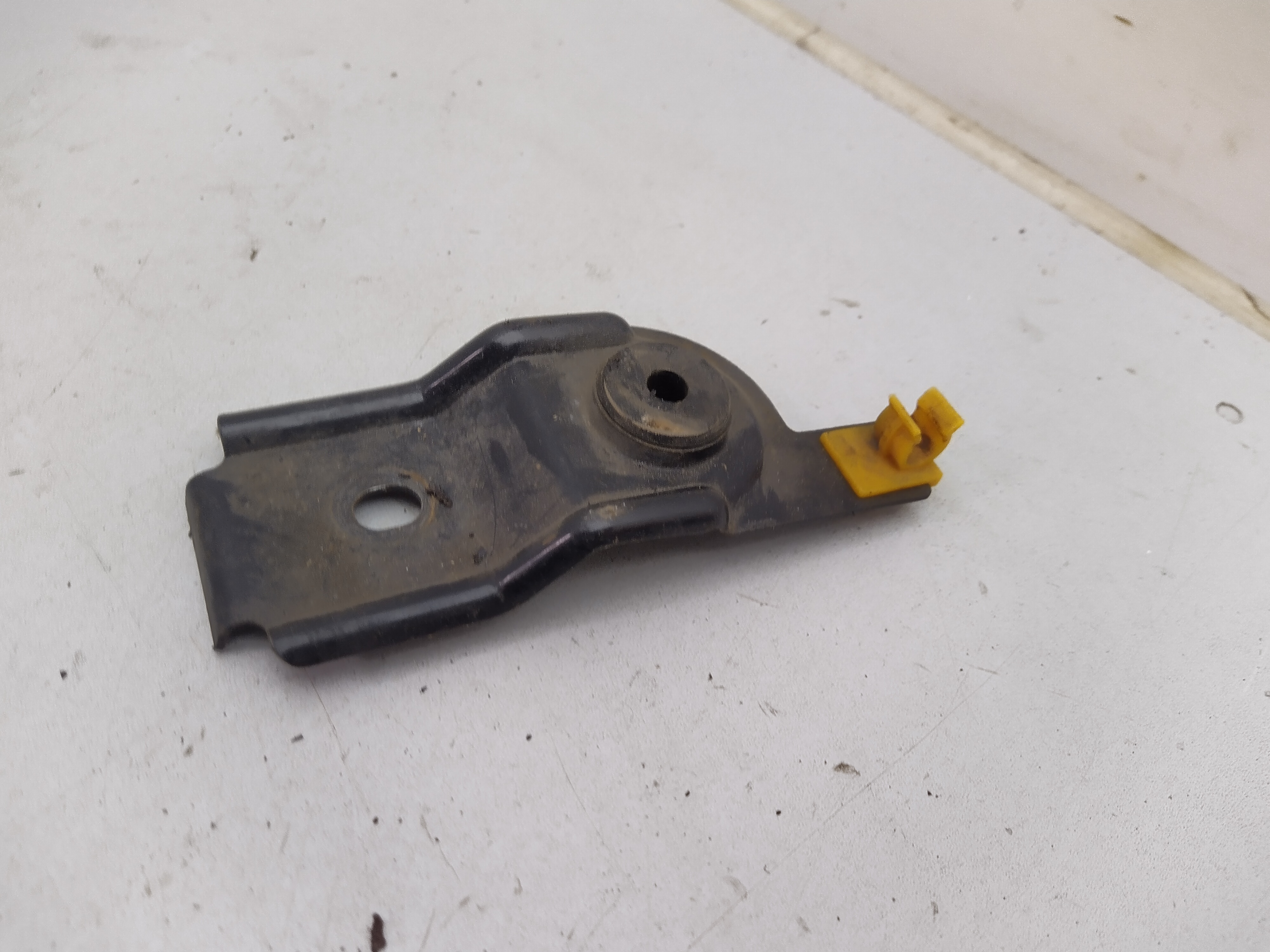 Kühlerhalter mit Klips für Baubenstab von Subaru Impreza GT WRX STI GD GG EJ20G Turbo