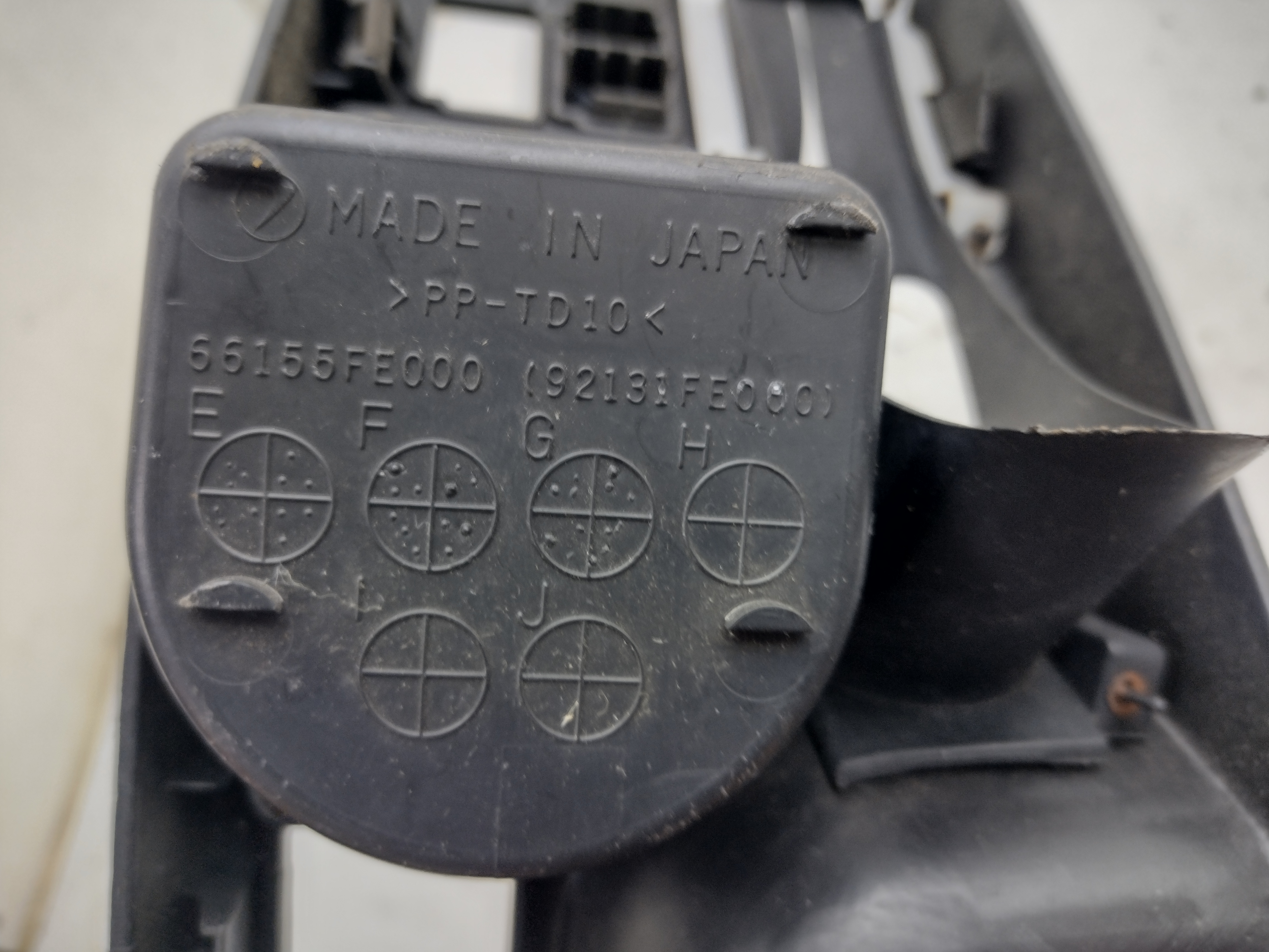Mittelkonsole Becherhalter für Subaru Impreza GD GG Newage 01-05