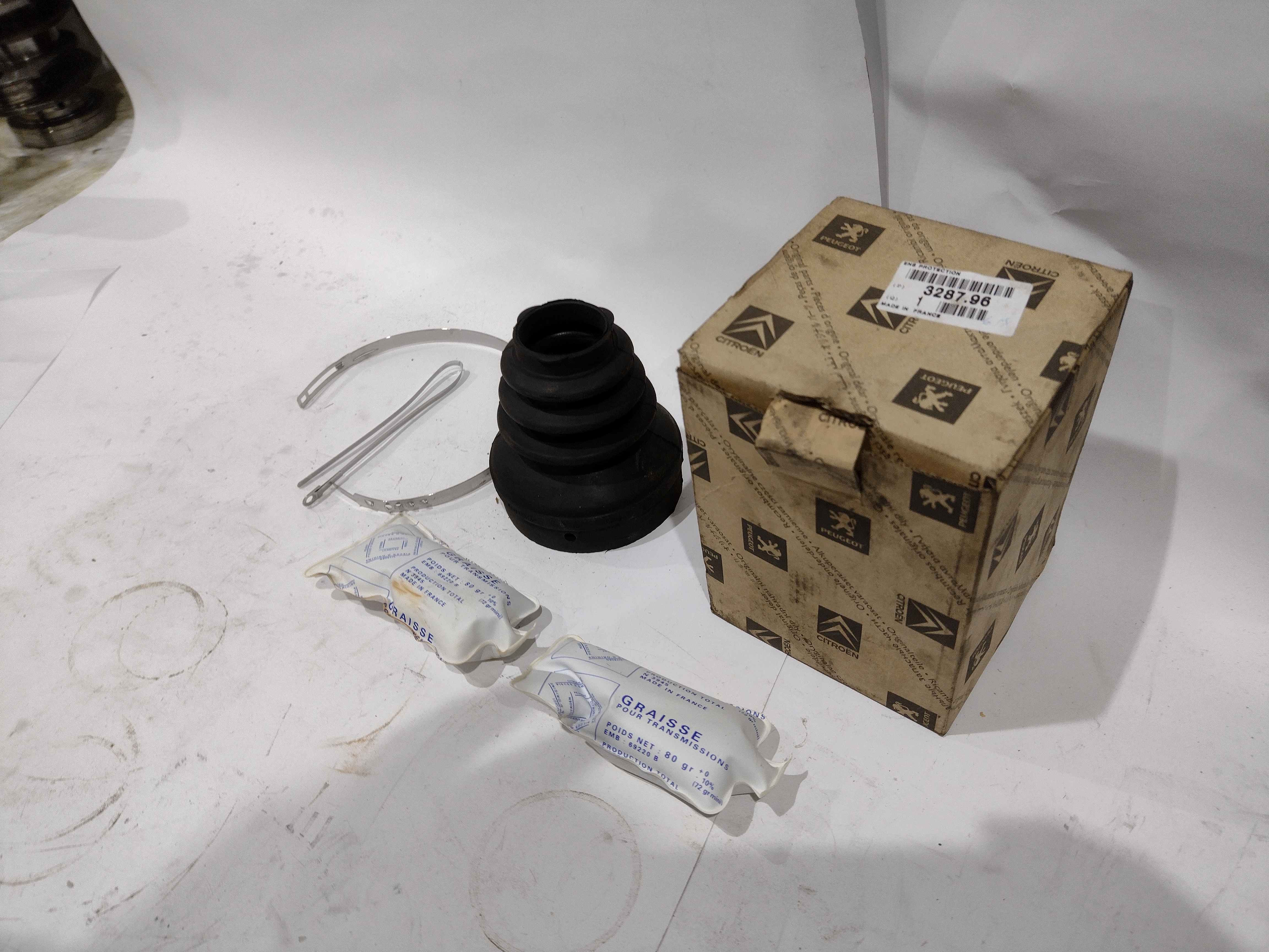 Peugeot 607 / Citroen C4 Manschettensatz 328796 NEU NOS NEW