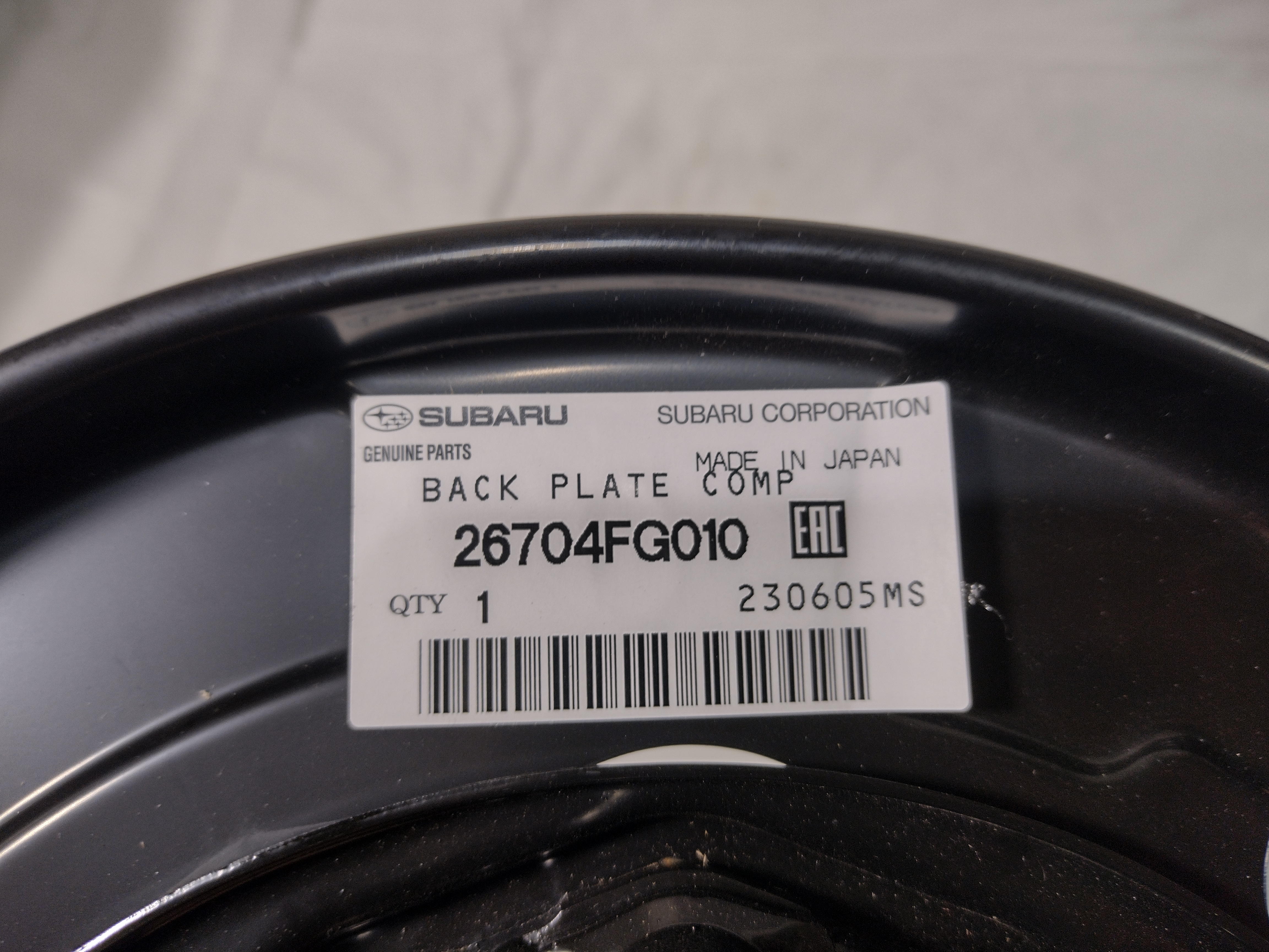 Ankerblech hinten links für Subaru Impreza 2008+, Forester 2008+ 26704FG010