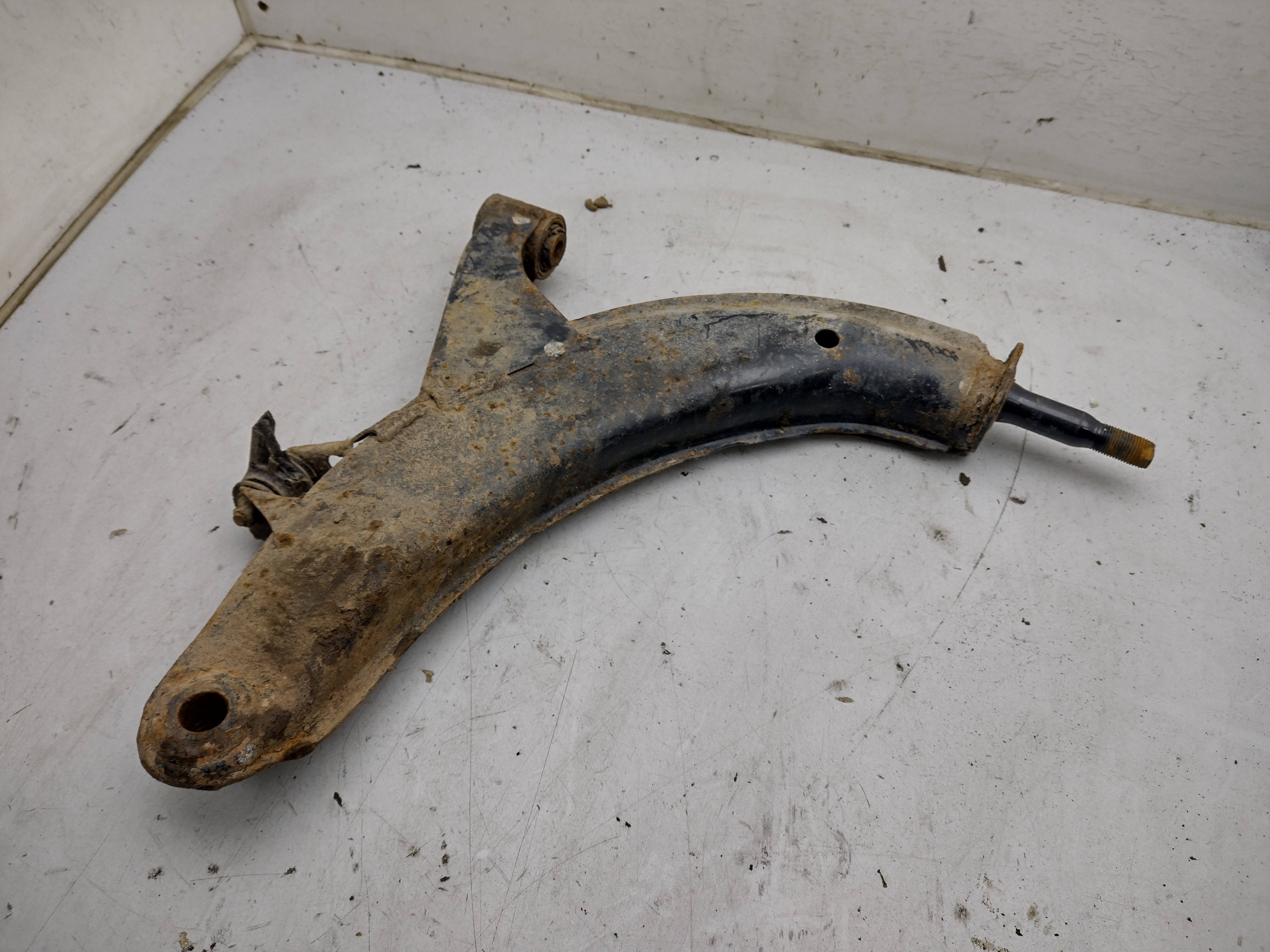 Querlenker vorne links für Subaru Legacy 1 BC BJF 89-94
