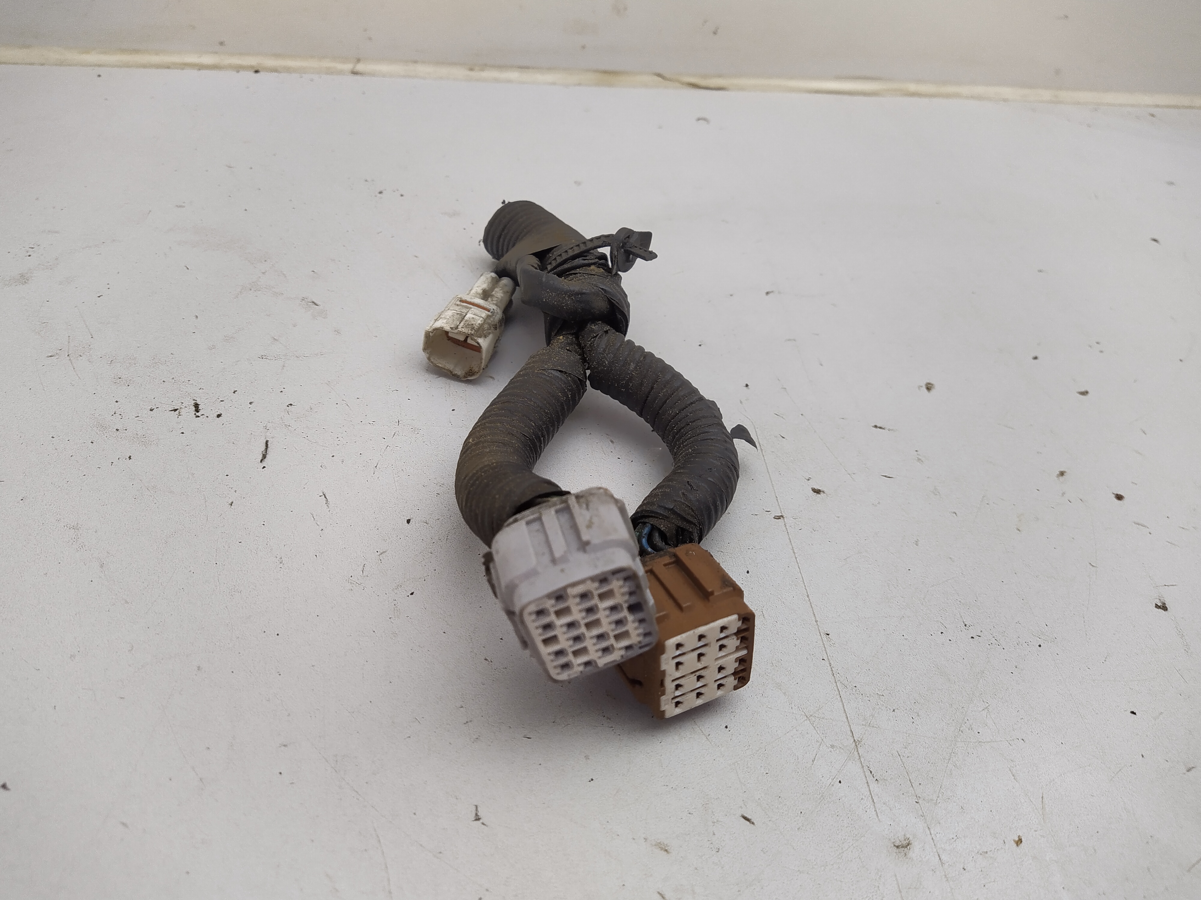 Stecker Motorkabelbaum Motorraum von Subaru Legacy 2 2.2 2,2l EJ22