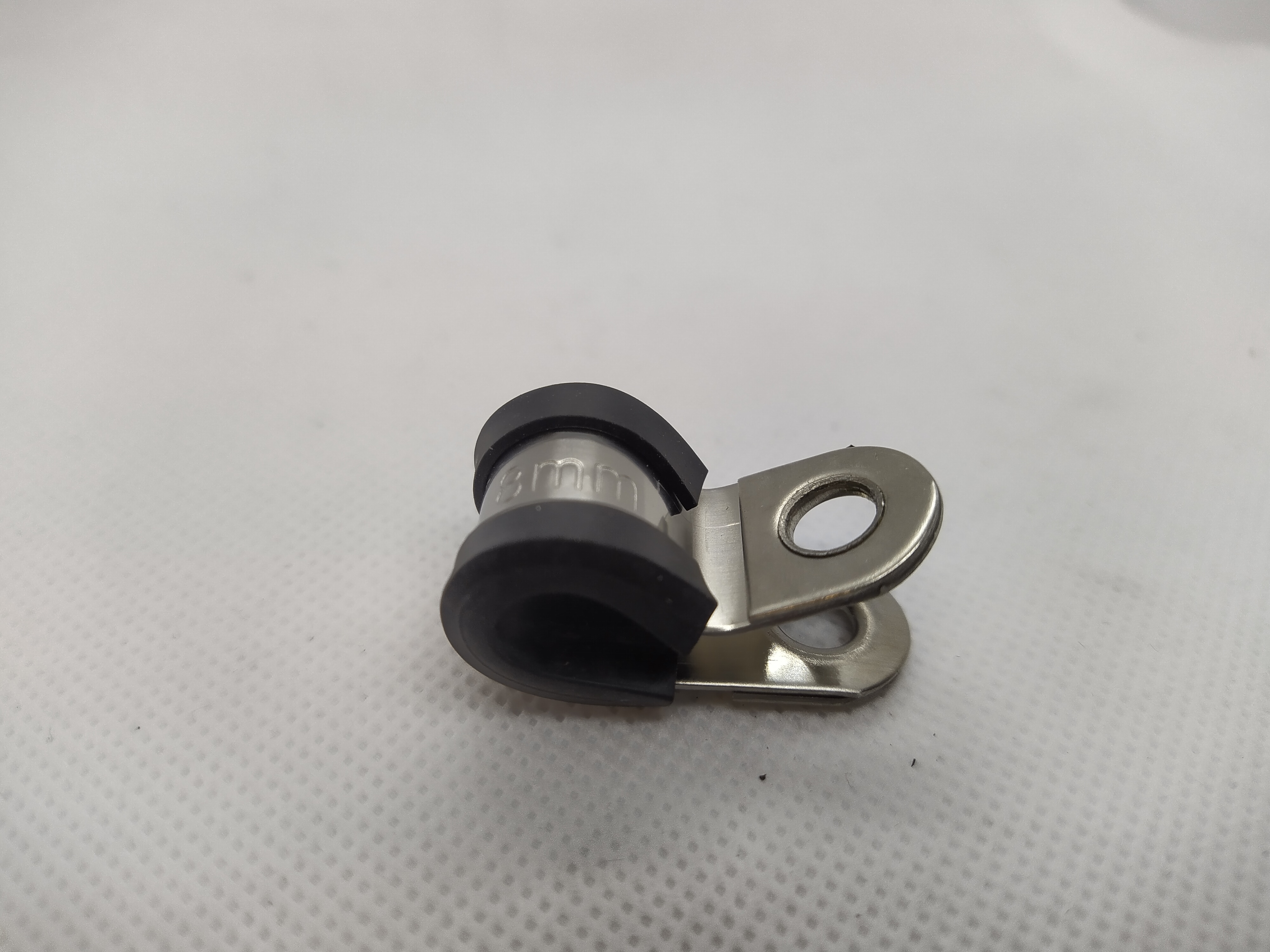 8mm gepolsterte Schlauchbefestigungsschlaufe Schlauchklemme aus Edelstahl V2A